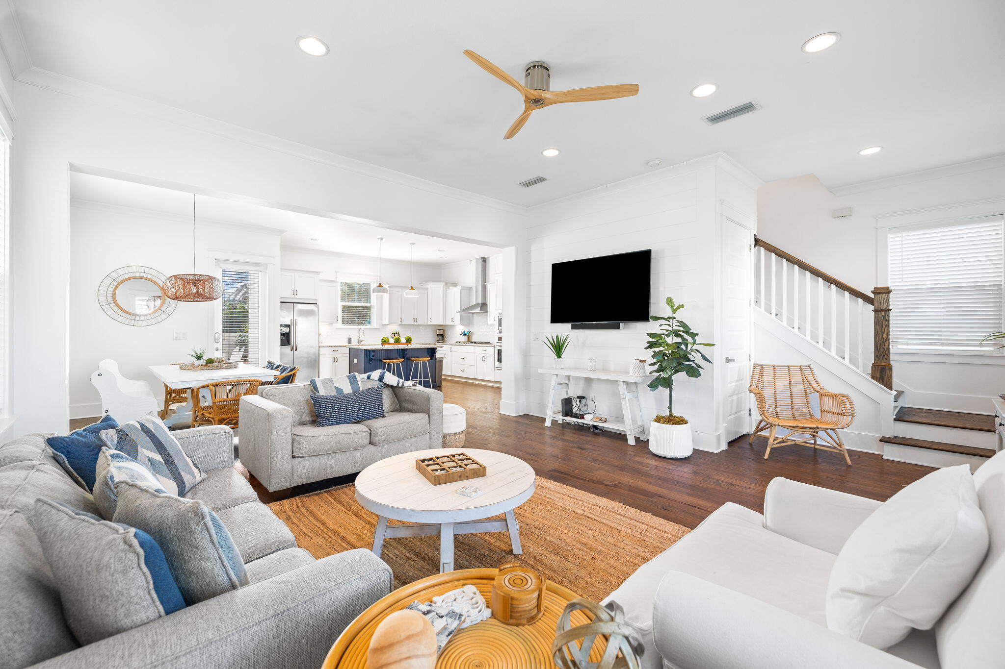 HIGHLAND PARKS - Residential