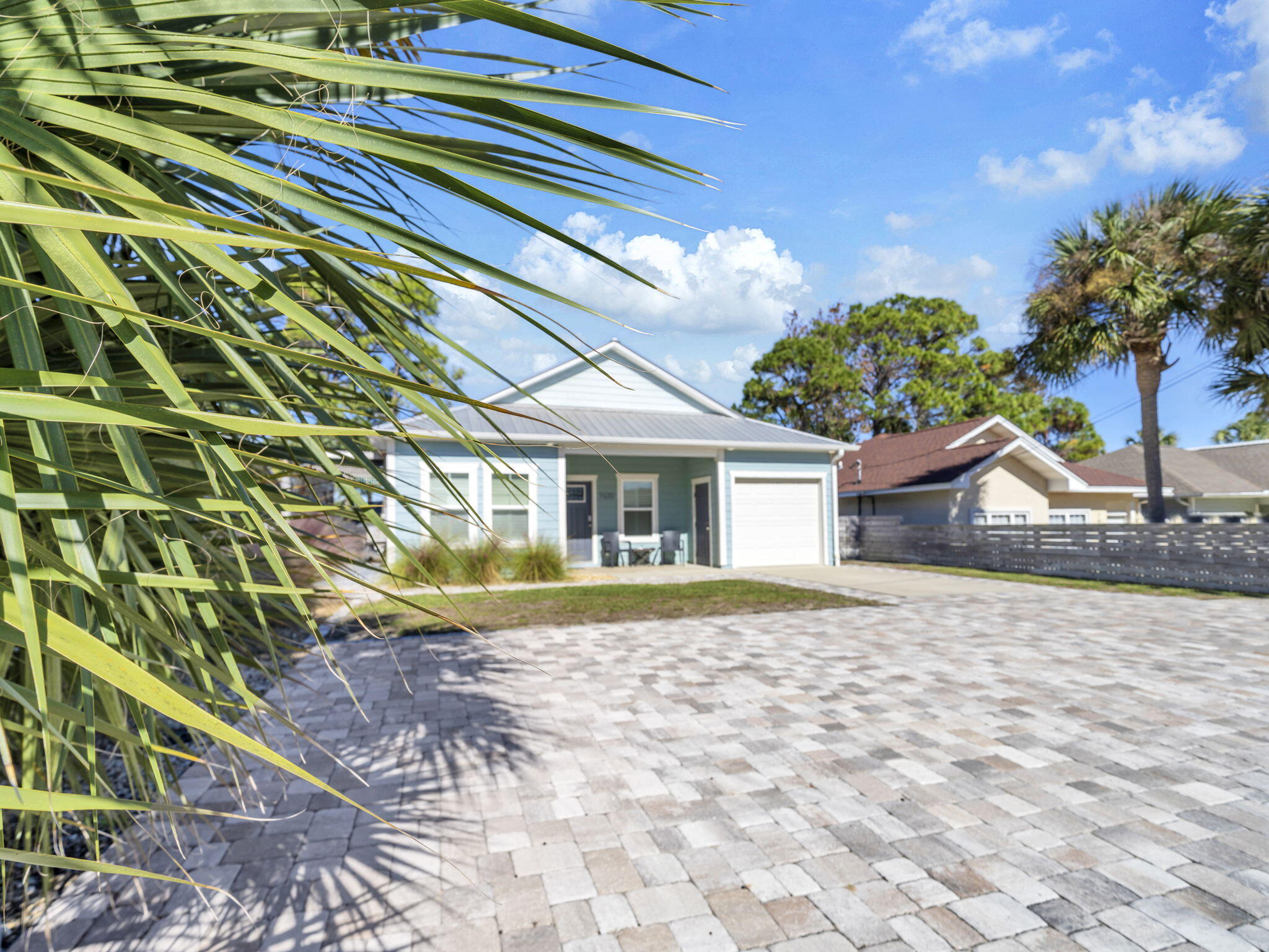 SILVER SANDS BEACH - Residential