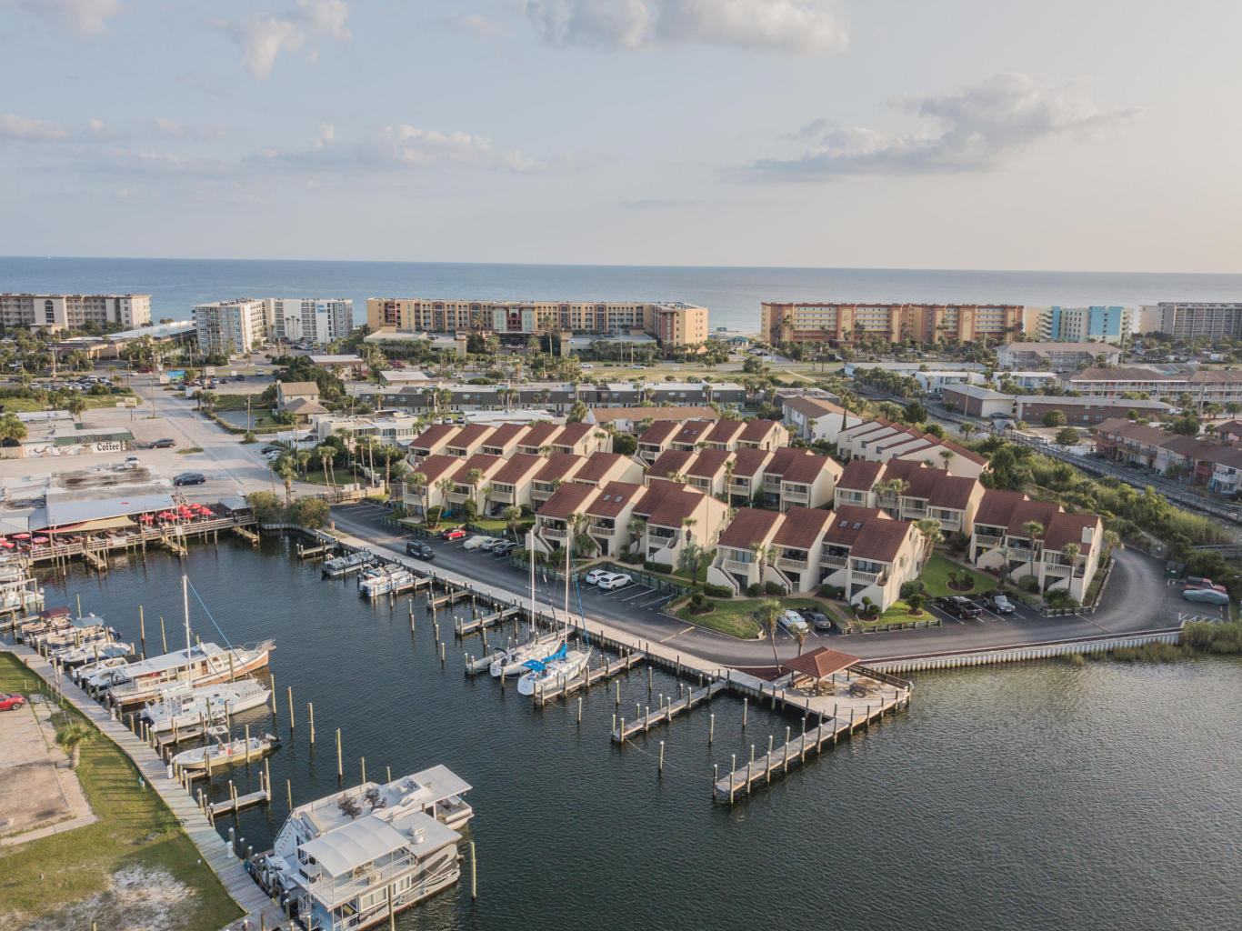 CLIPPER COVE T/H - Residential Lease