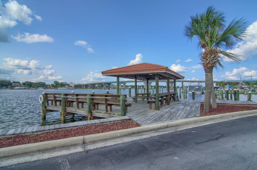 CLIPPER COVE T/H - Residential Lease