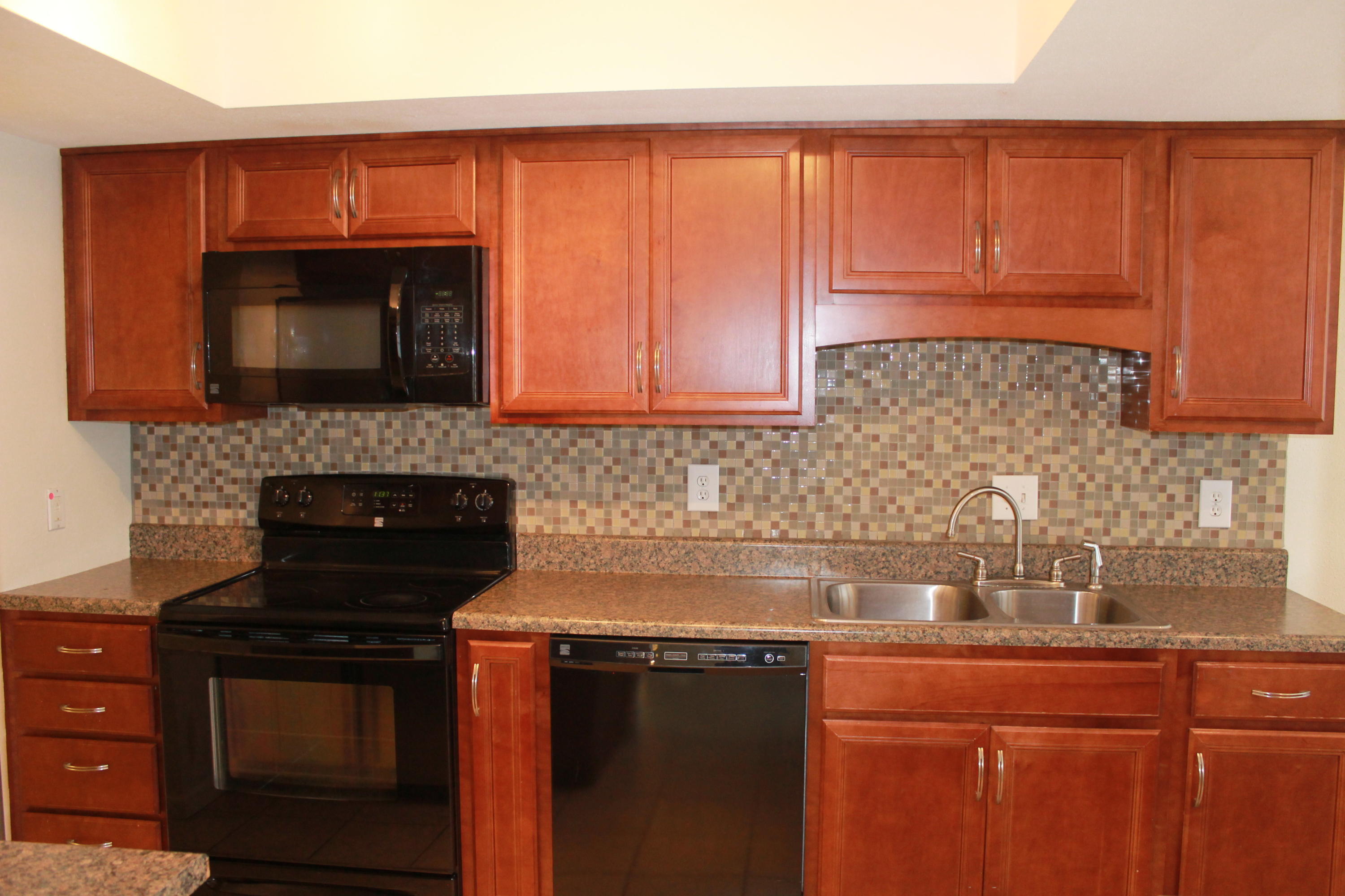 OAK TREE PARK - Residential