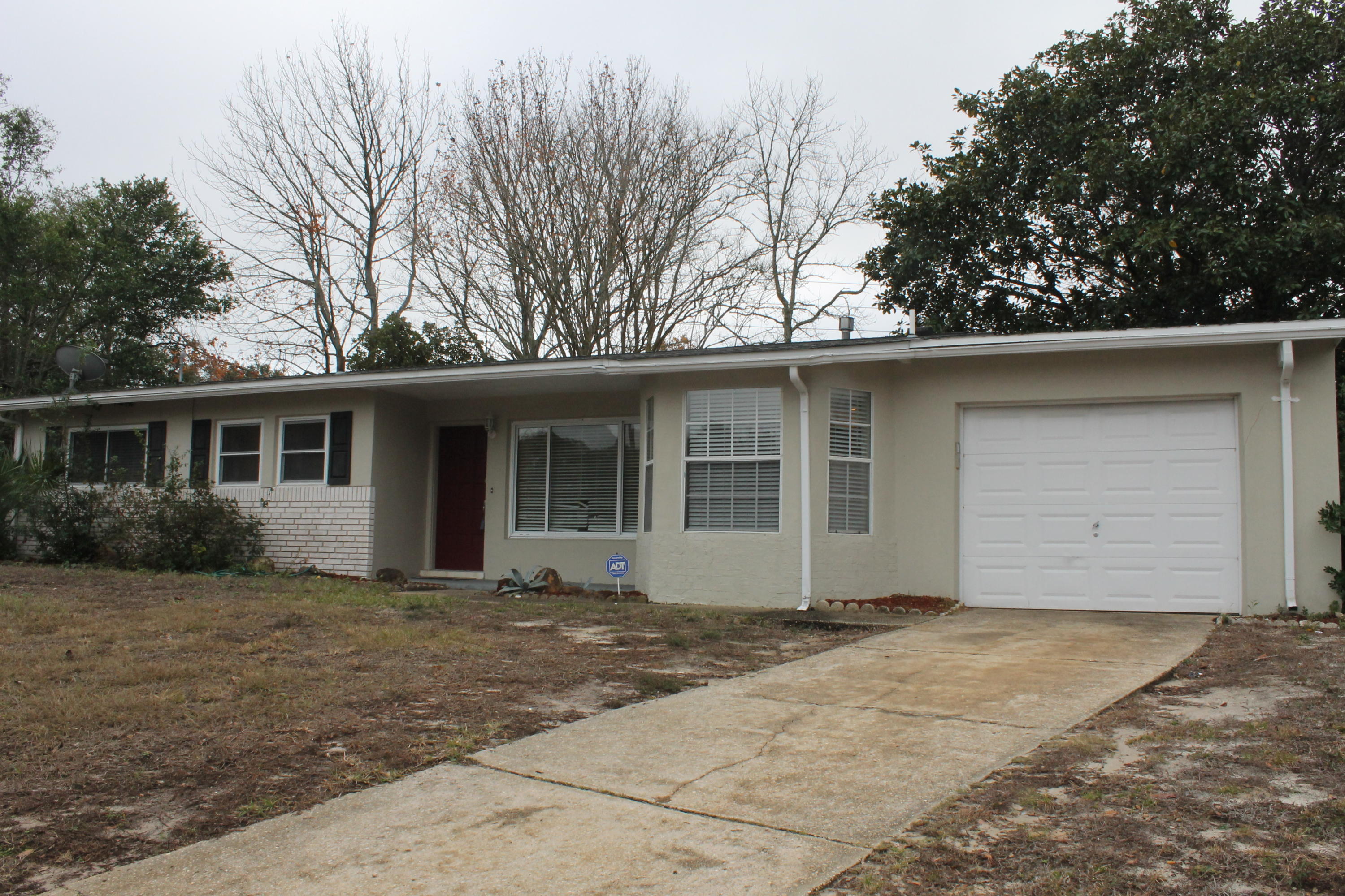 OAK TREE PARK - Residential