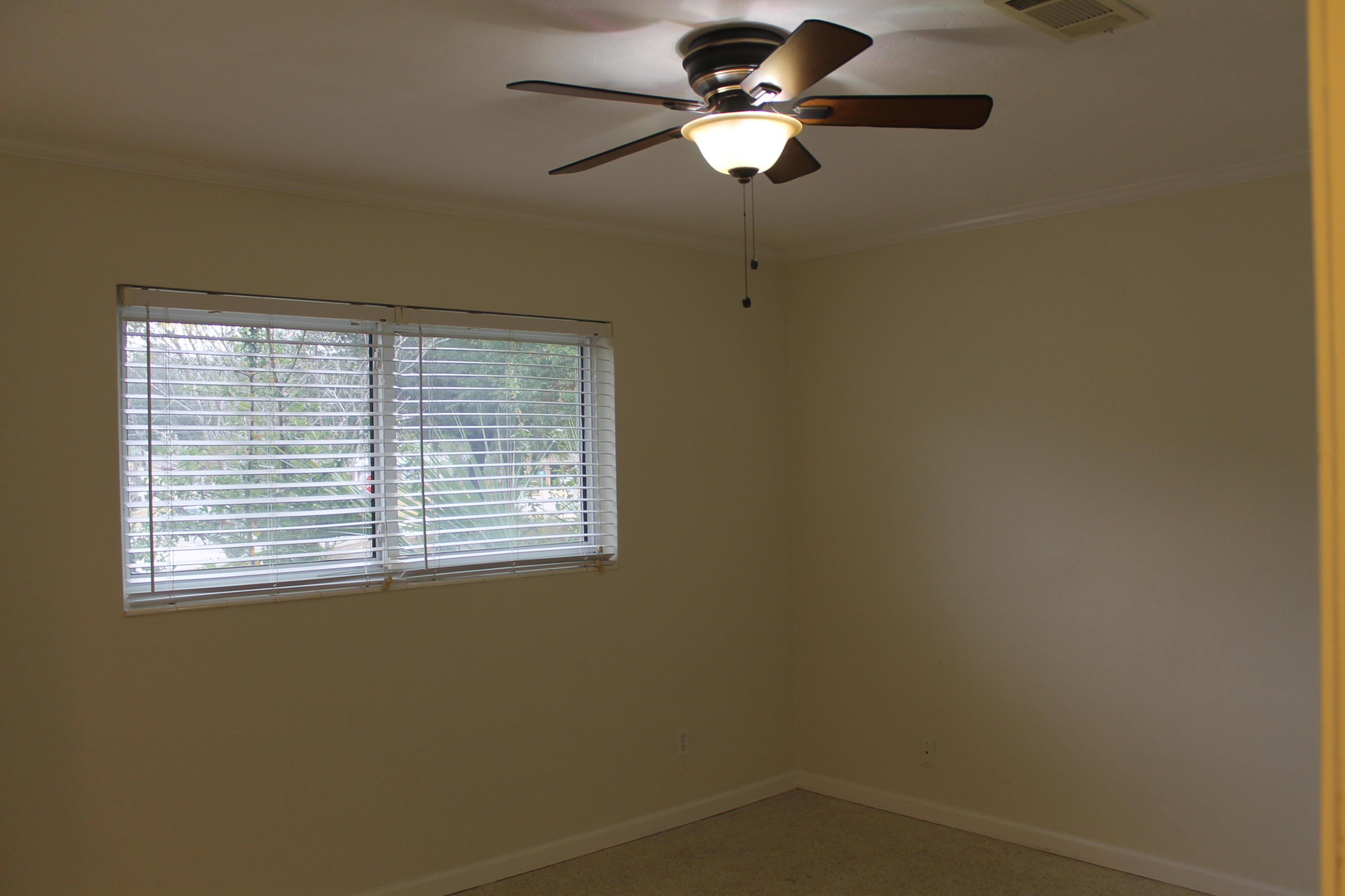 OAK TREE PARK - Residential