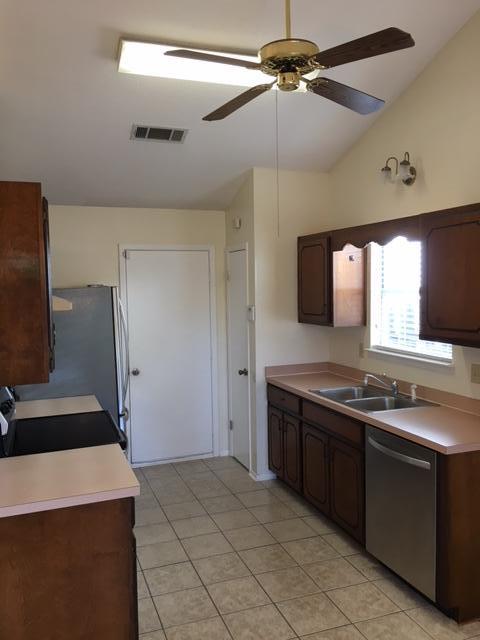 BLUE PINE VILLAGE PH 2 - Residential Lease