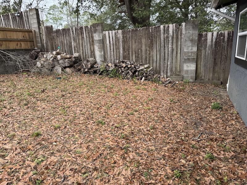 AVERITT ADDN TO CRESTVIEW - Residential Lease