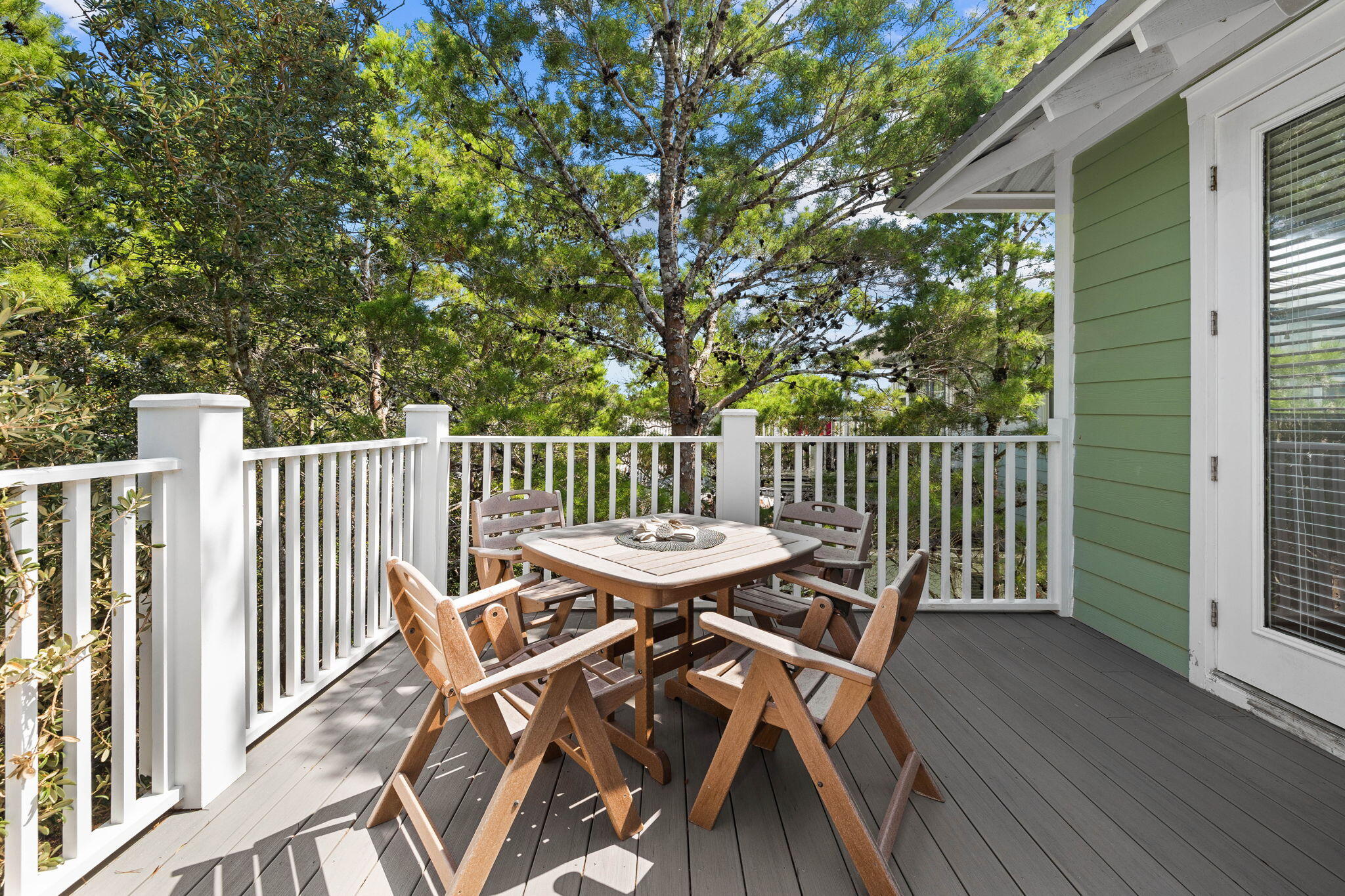 SUMMER'S EDGE - Residential