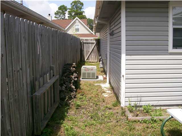 LAKE CHARLESTON - Residential Lease