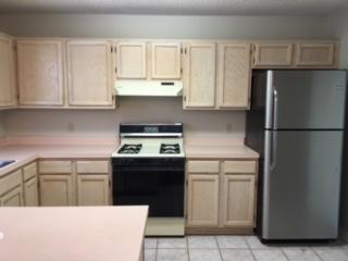 LAKE CHARLESTON - Residential Lease