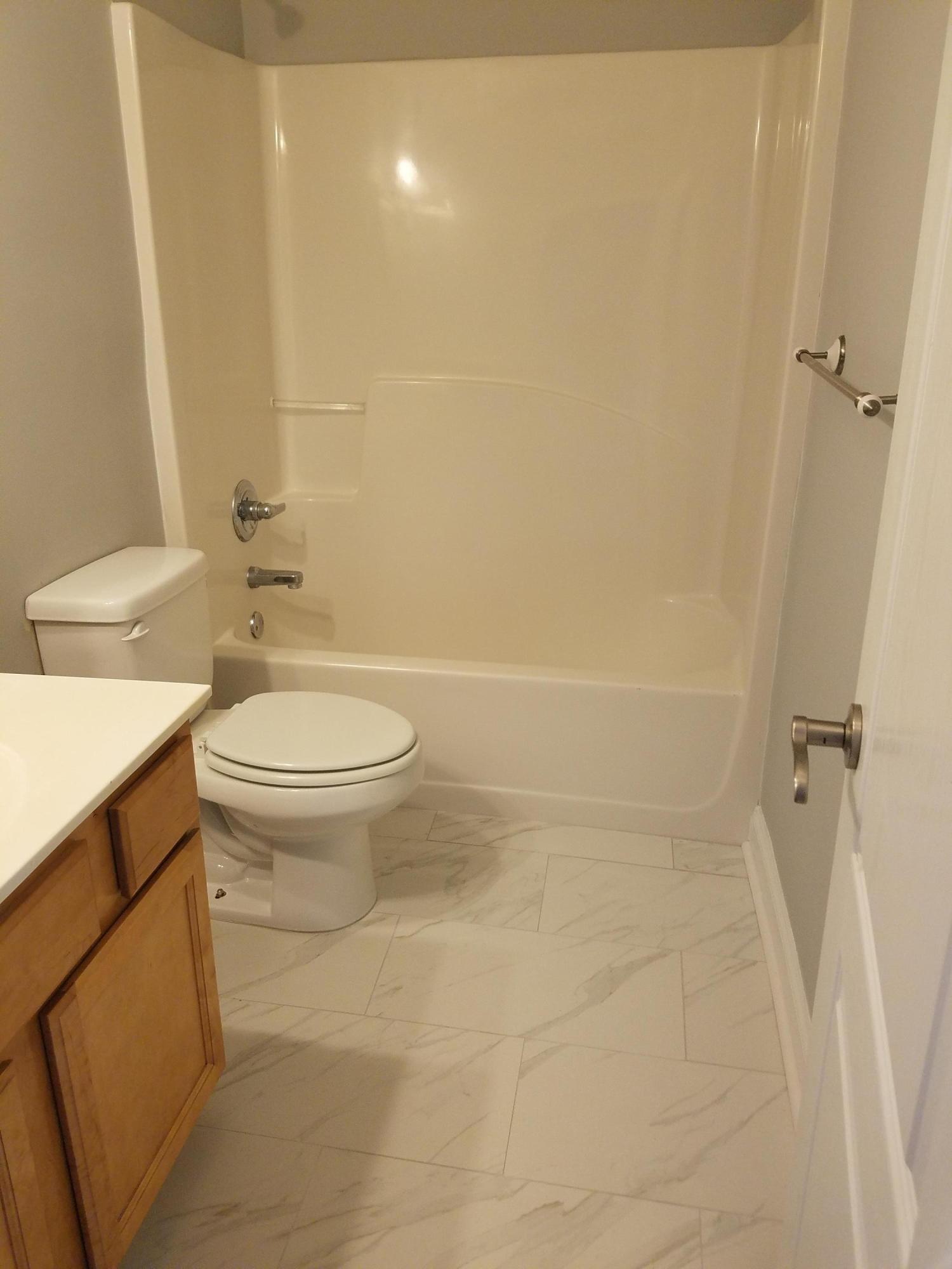 OLD BAY T/H - Residential Lease