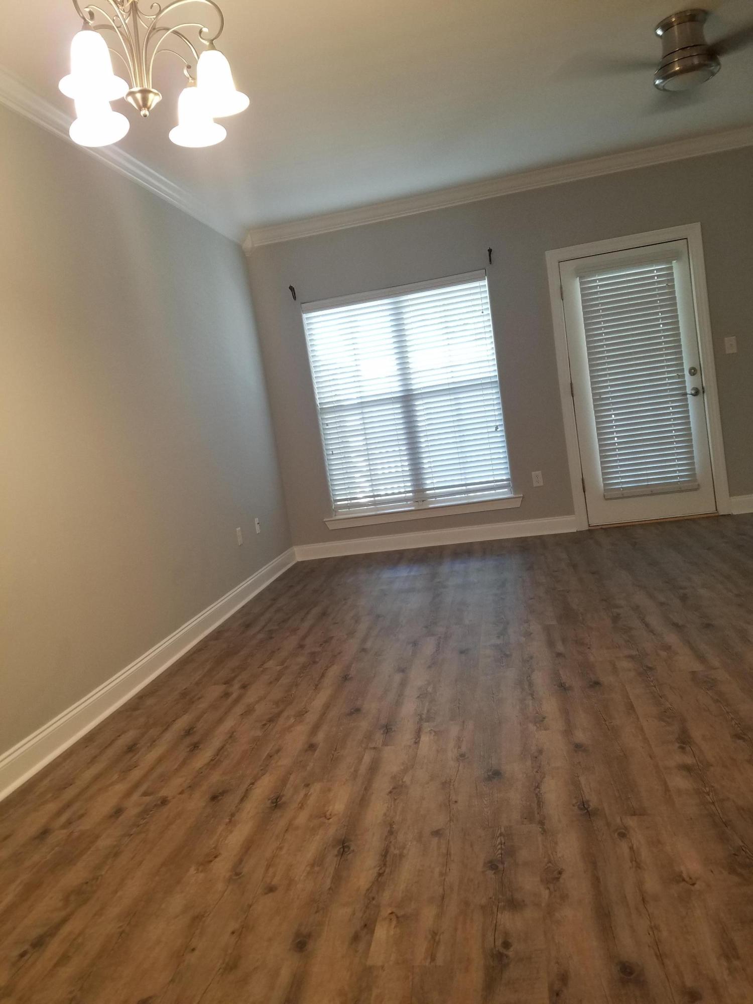 OLD BAY T/H - Residential Lease