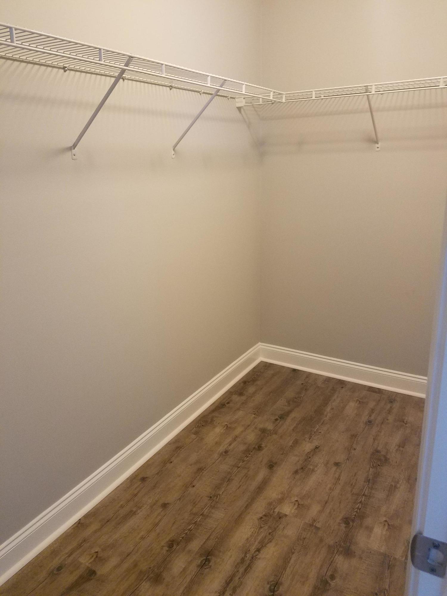 OLD BAY T/H - Residential Lease