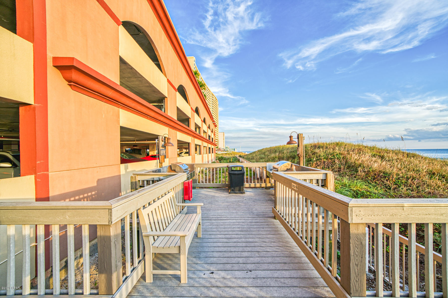 SUNRISE BEACH - Residential