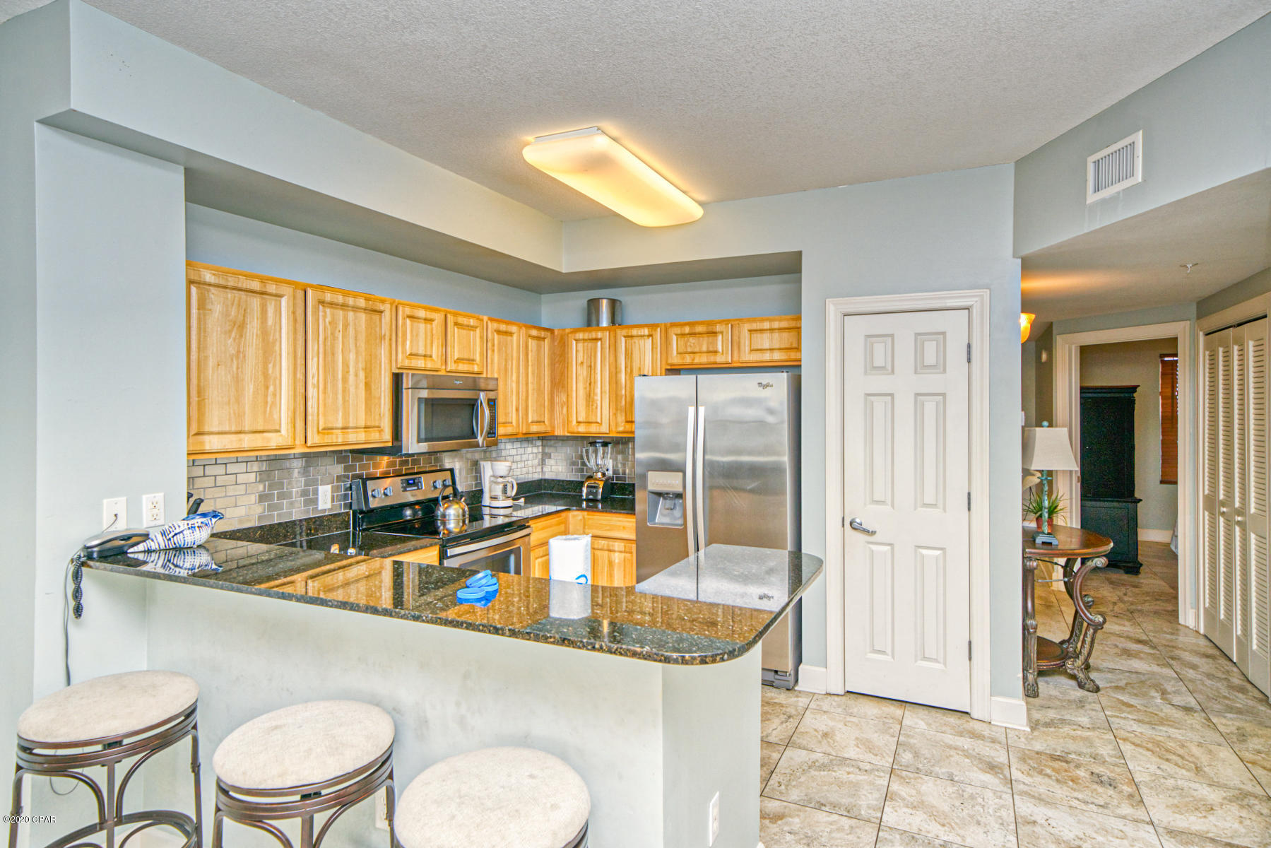 SUNRISE BEACH - Residential