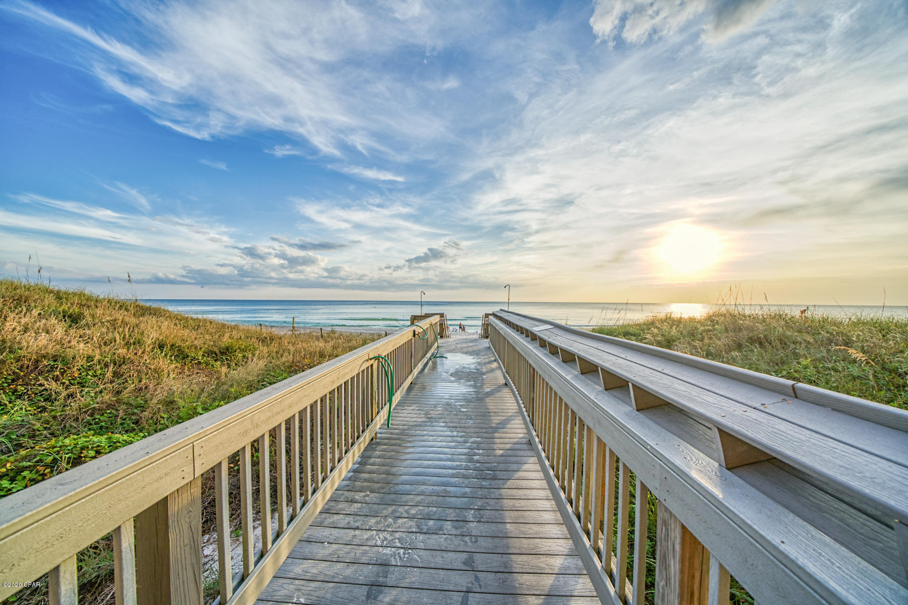 SUNRISE BEACH - Residential