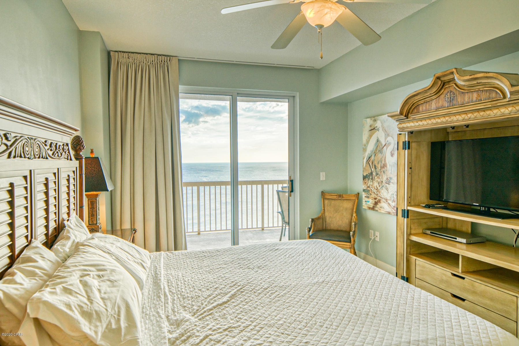 SUNRISE BEACH - Residential