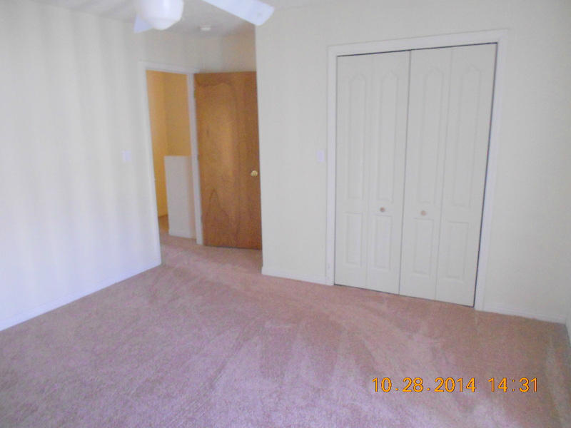CHATELAINE ESTATES S/D - Residential Lease