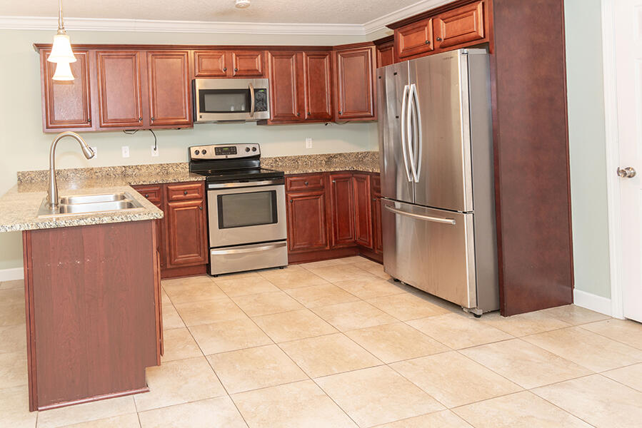 SHANGRILA - Residential Lease