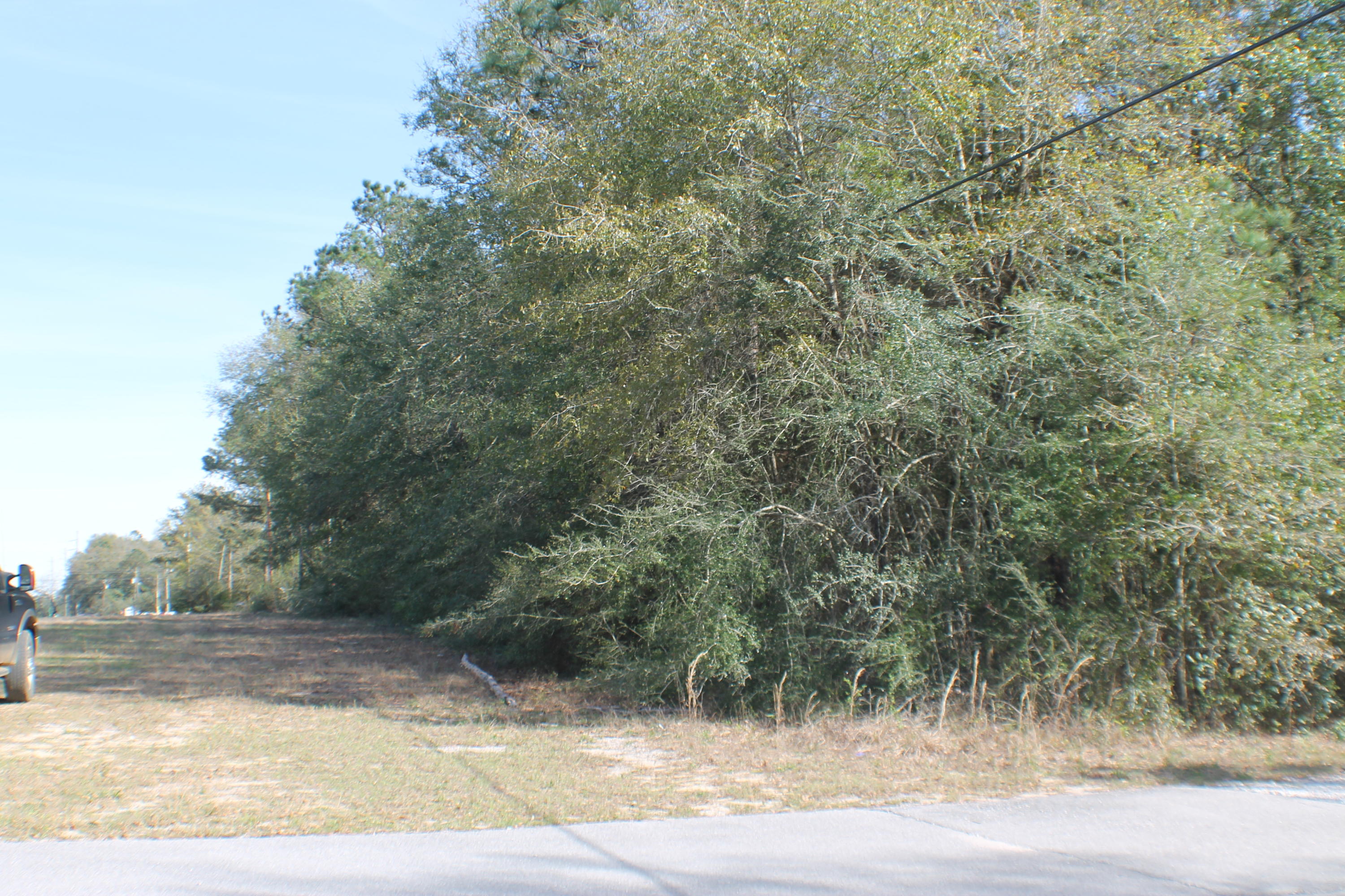 TWIN LAKES ESTATES - Land