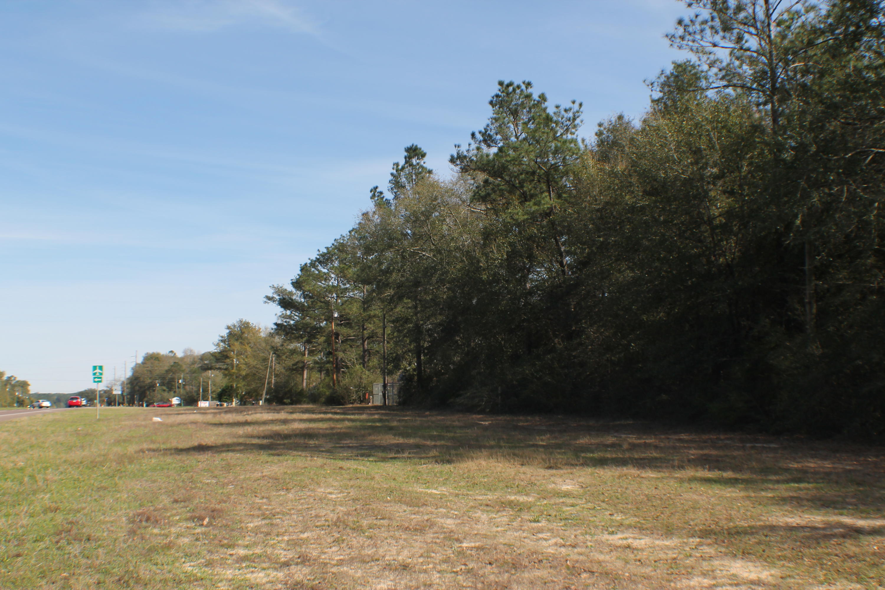 TWIN LAKES ESTATES - Land