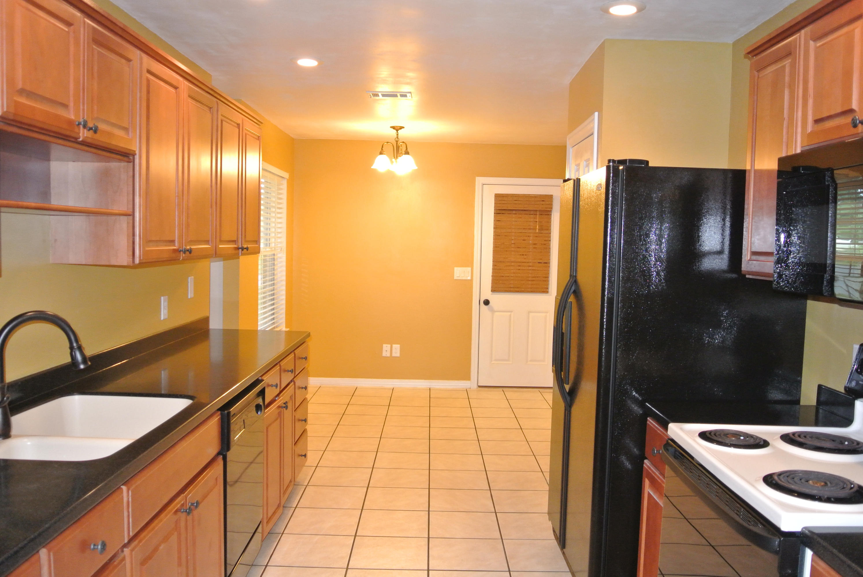 Valparaiso Pinecrest 6 - Residential Lease