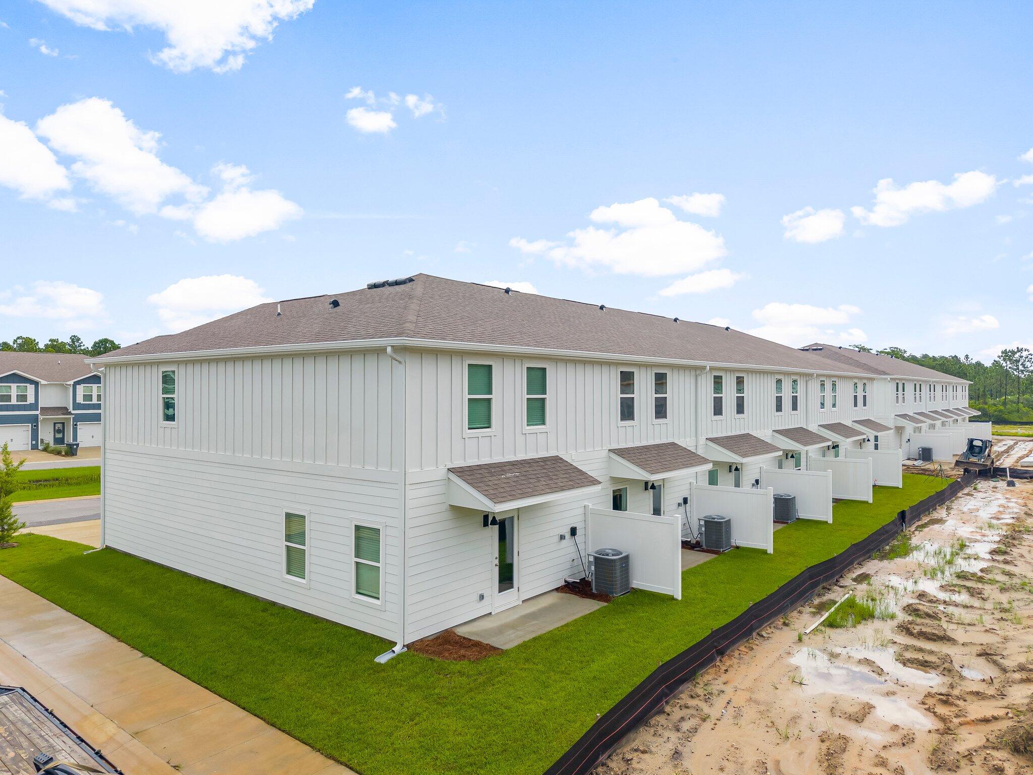 Hawk's Landing Townhomes - Residential