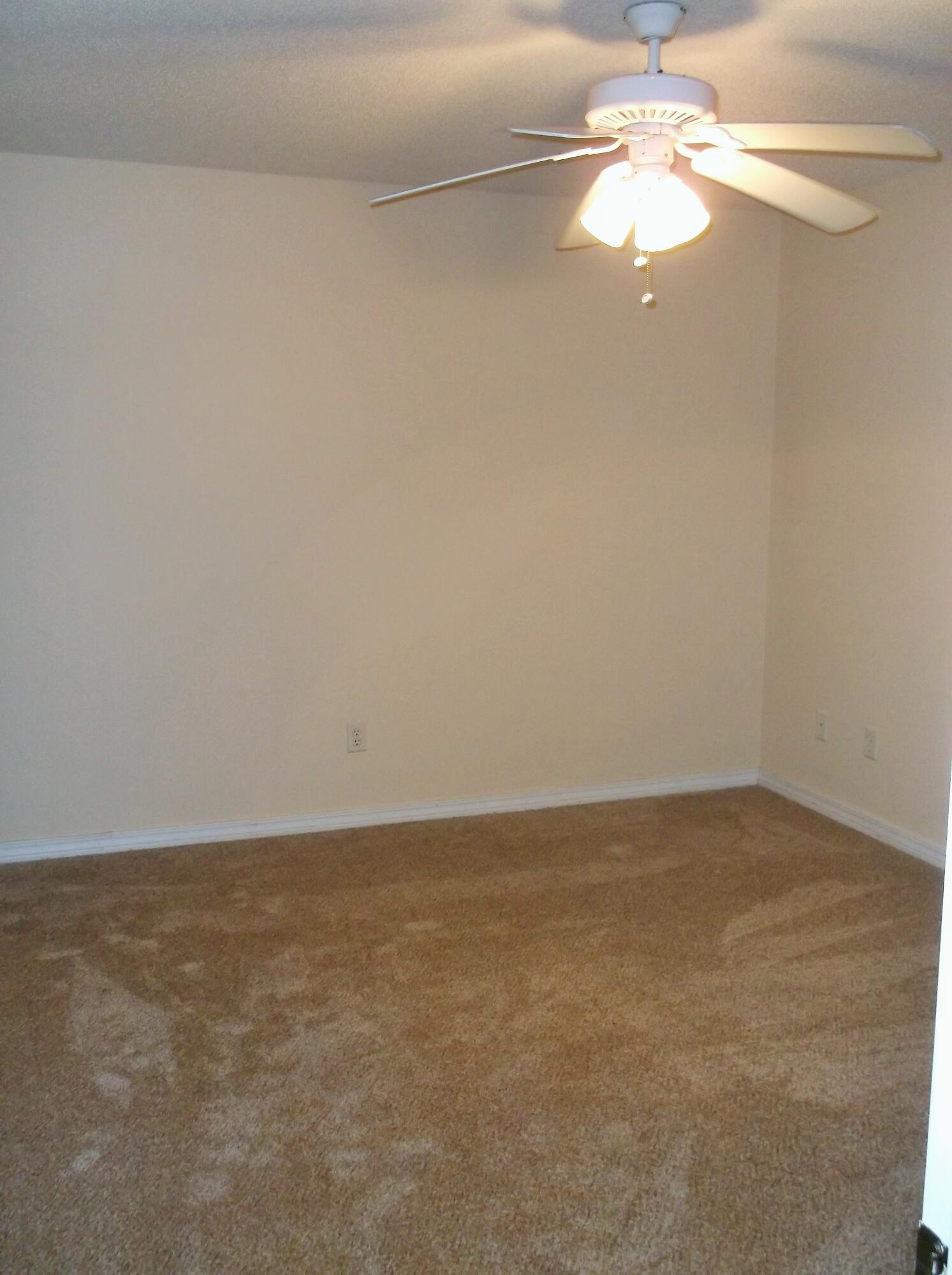 SHANYN TAYLOR OAKS - Residential Lease