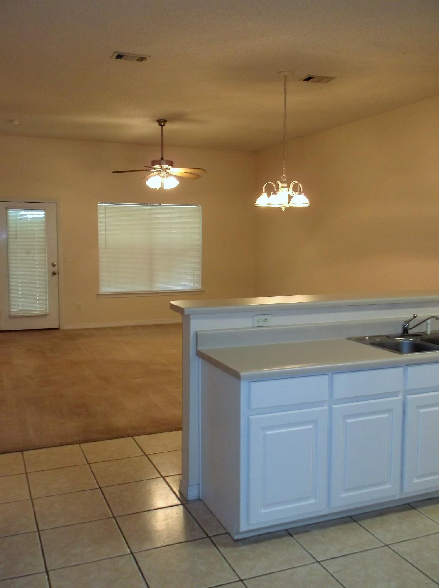 SHANYN TAYLOR OAKS - Residential Lease