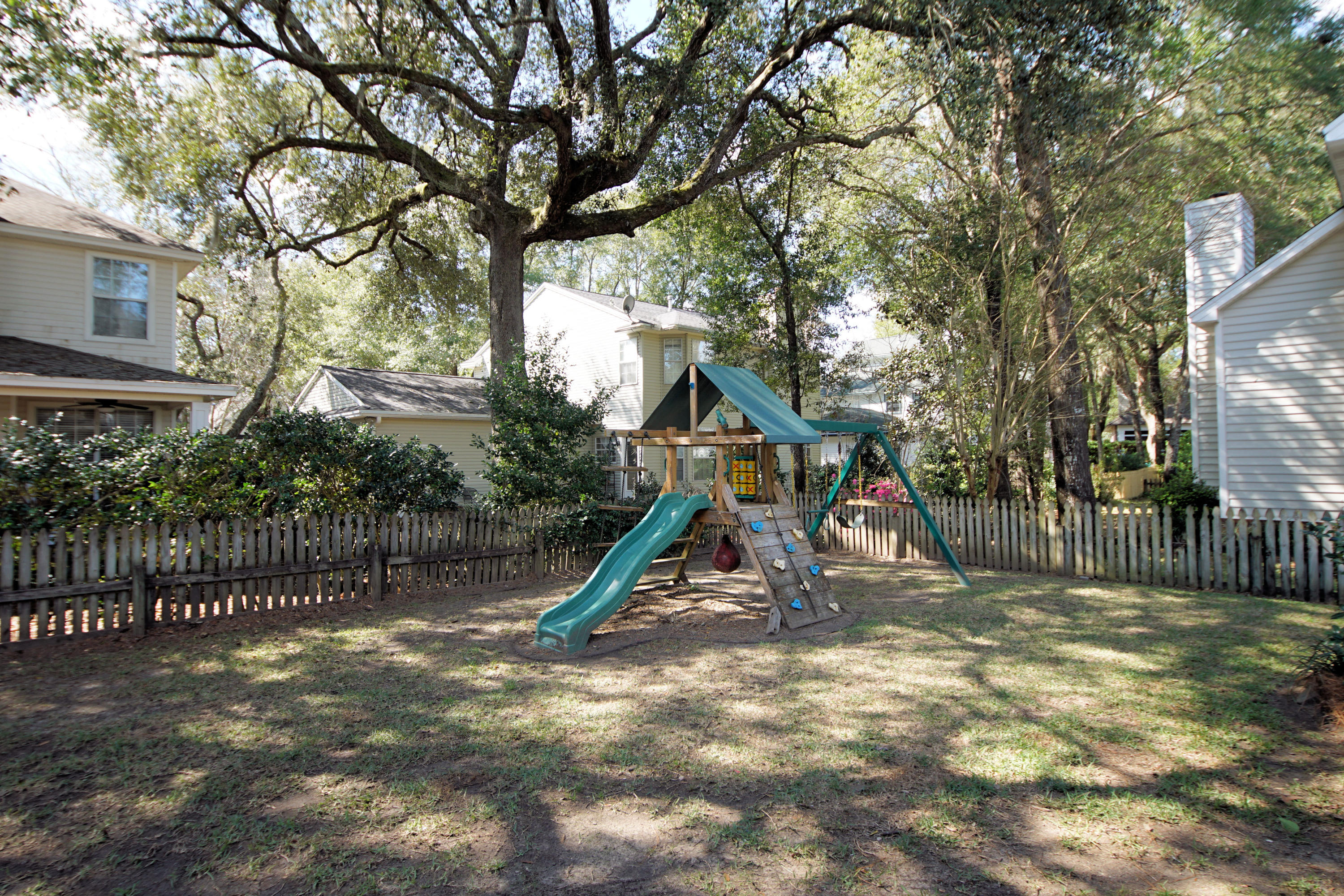 BOLTON'S LANDING - Residential