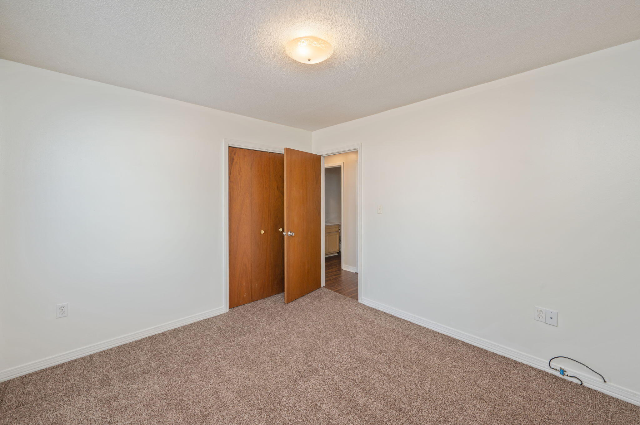 SOUTHVIEW EST PH II - Residential Lease
