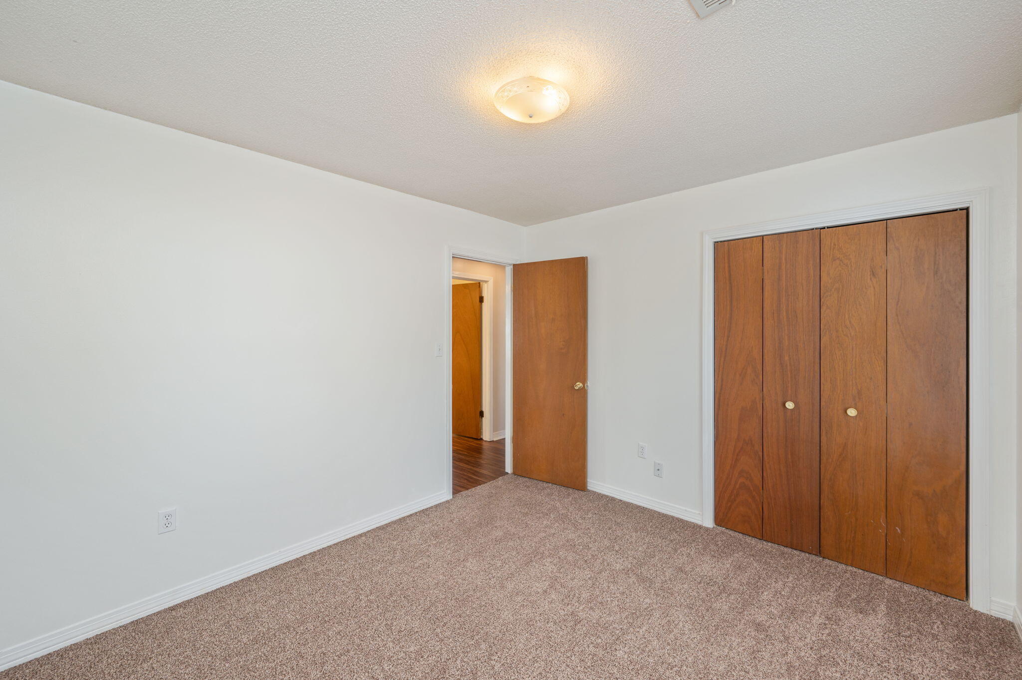 SOUTHVIEW EST PH II - Residential Lease