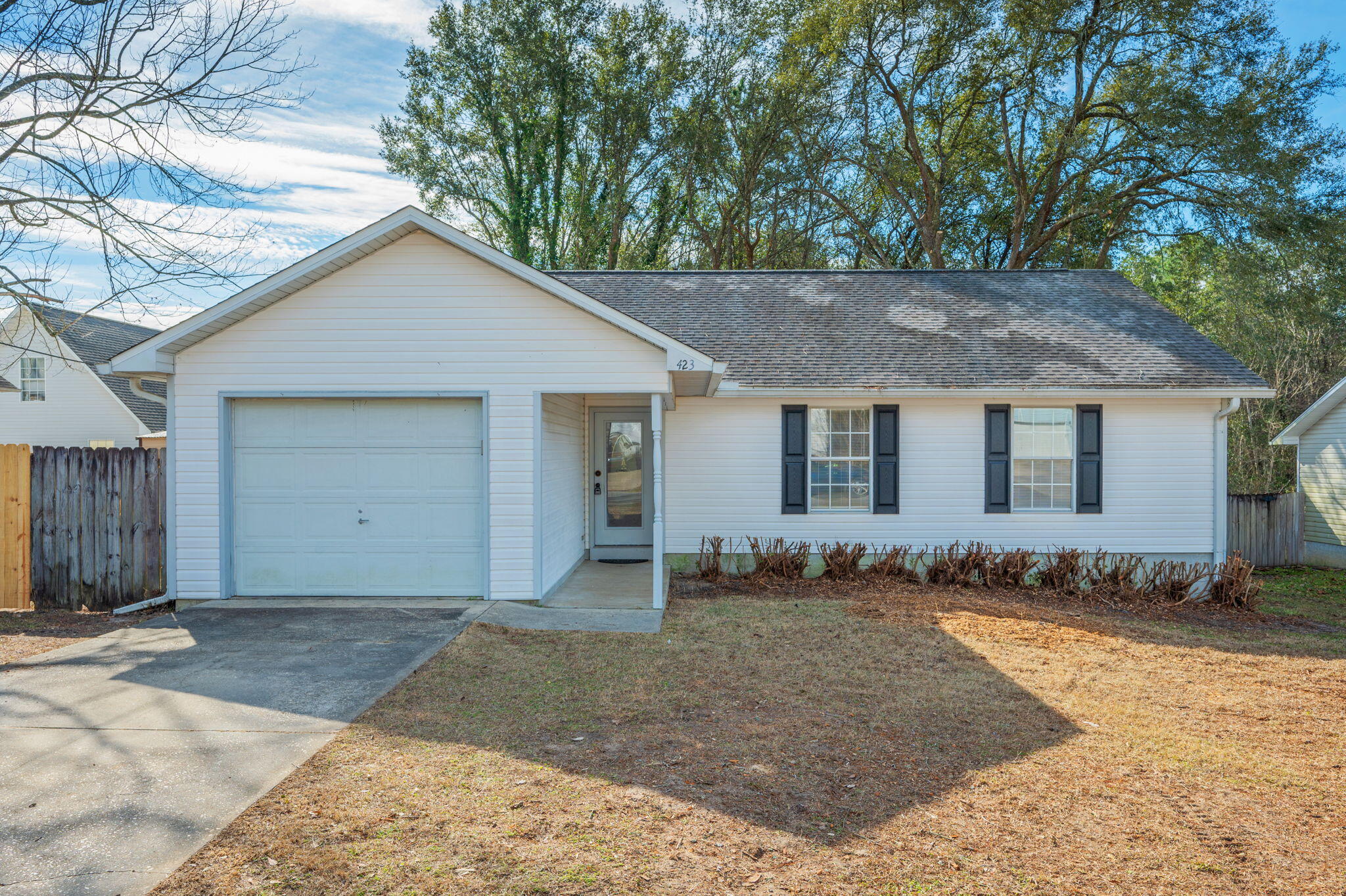 SOUTHVIEW EST PH II - Residential Lease