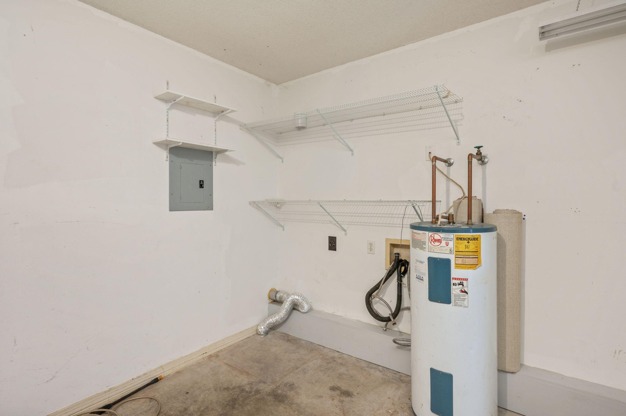 SOUTHVIEW EST PH II - Residential Lease