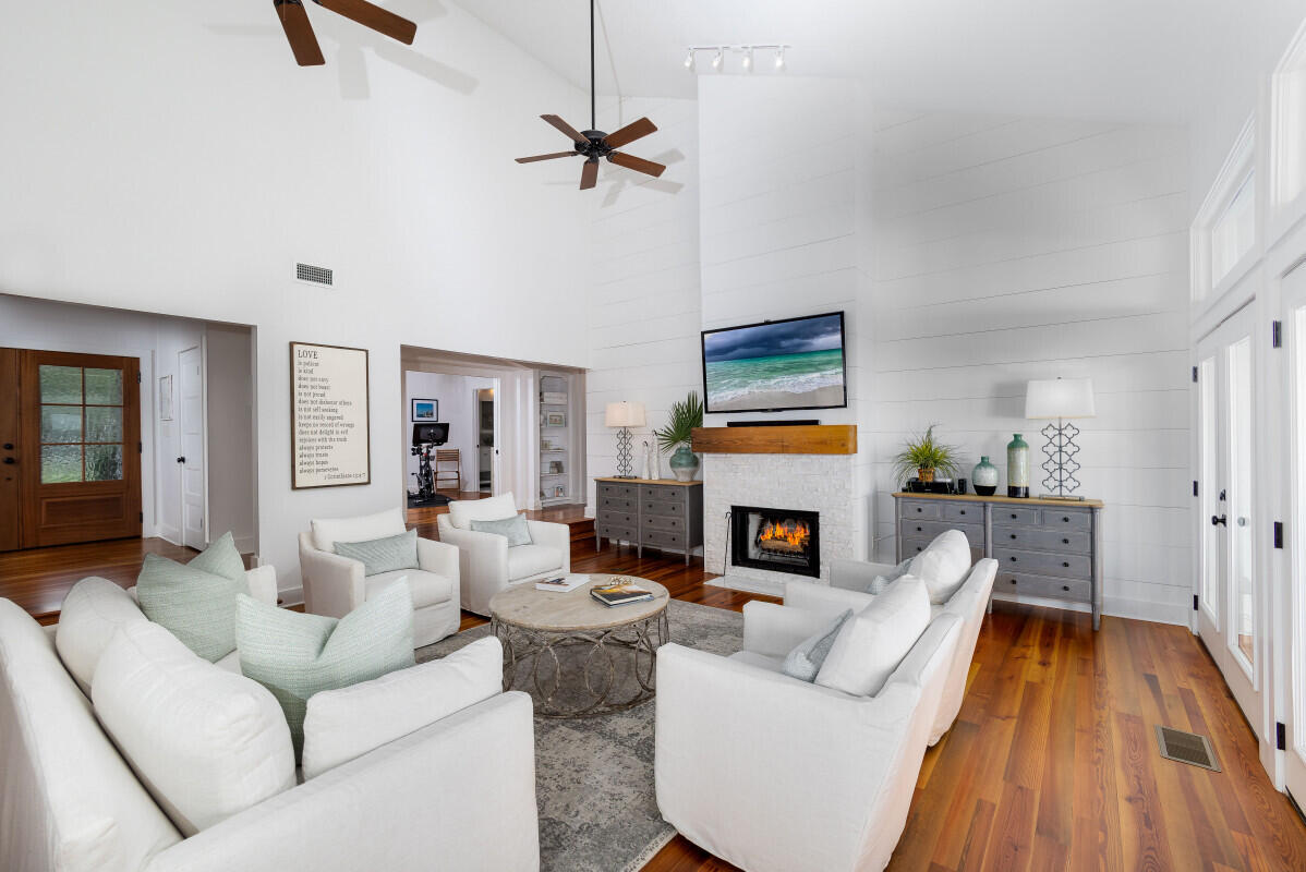 BLUEWATER BAY VILLAGE 1B - Residential