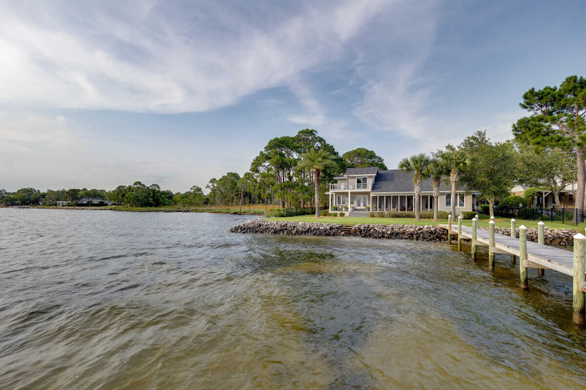 BLUEWATER BAY VILLAGE 1B - Residential