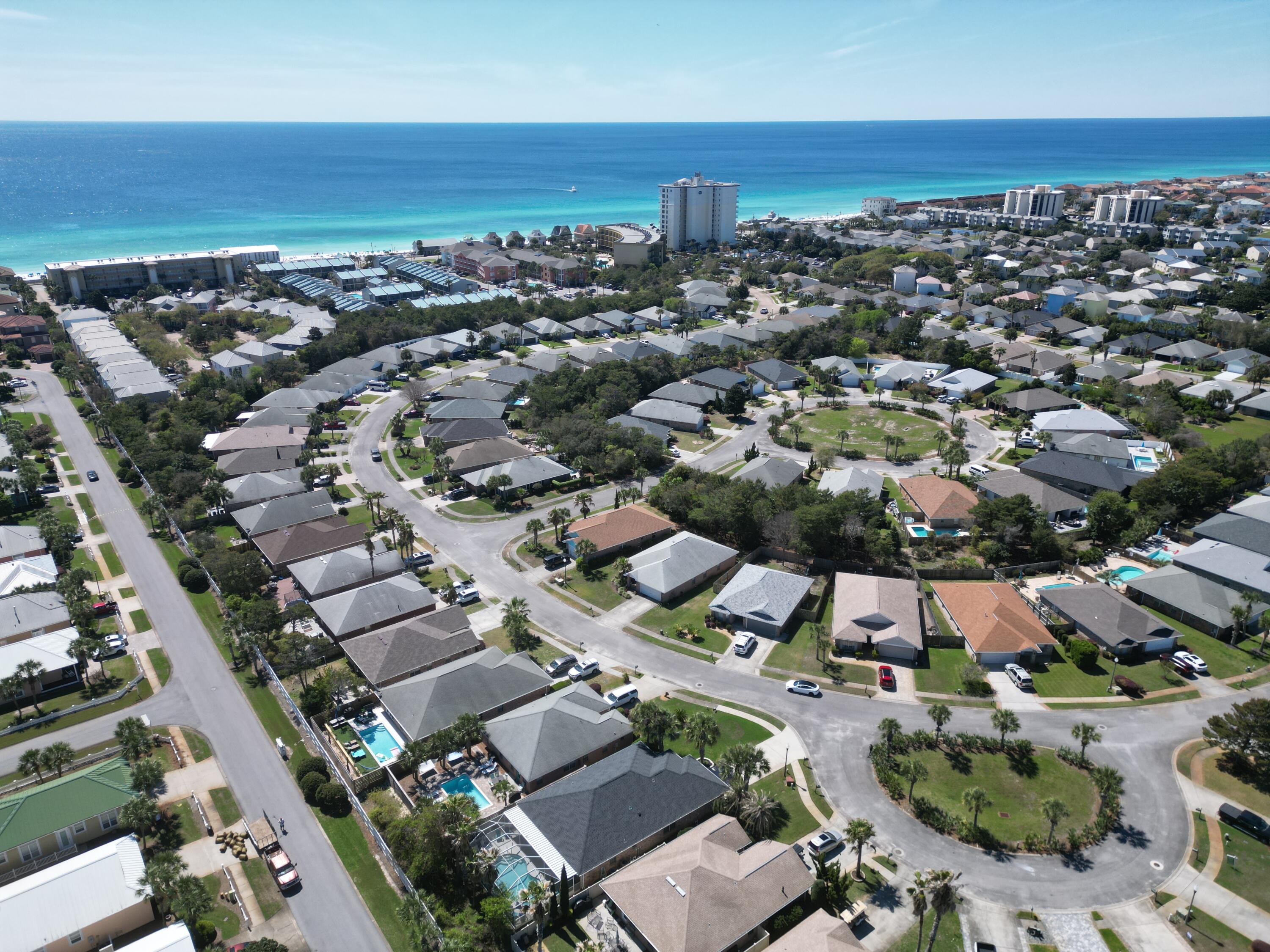 PARADISE RETREAT - Residential Lease