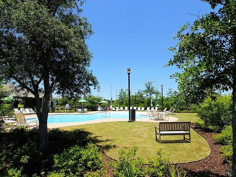 Redstone Commons - Residential Lease