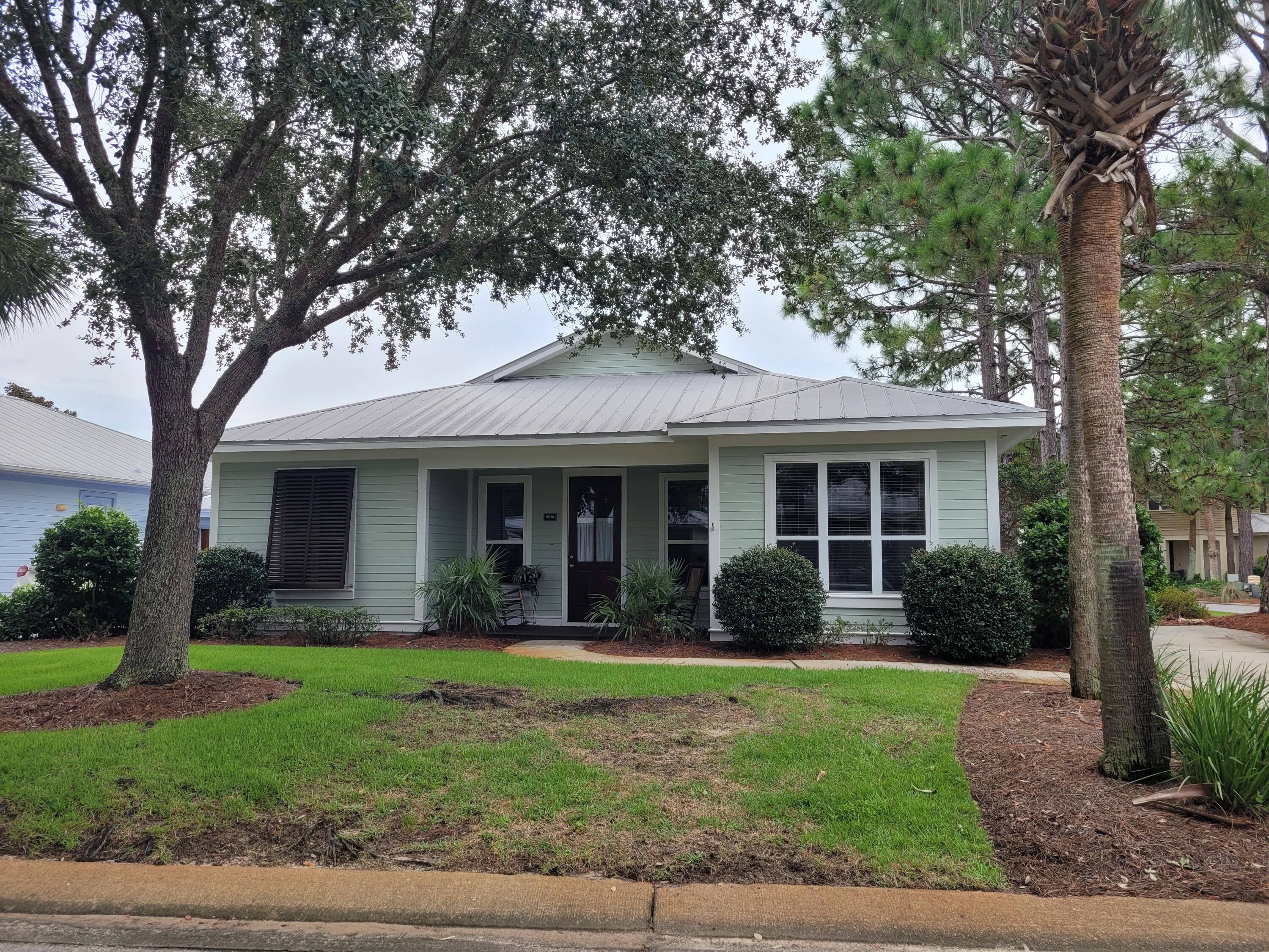 CRYSTAL LAKE - Residential Lease