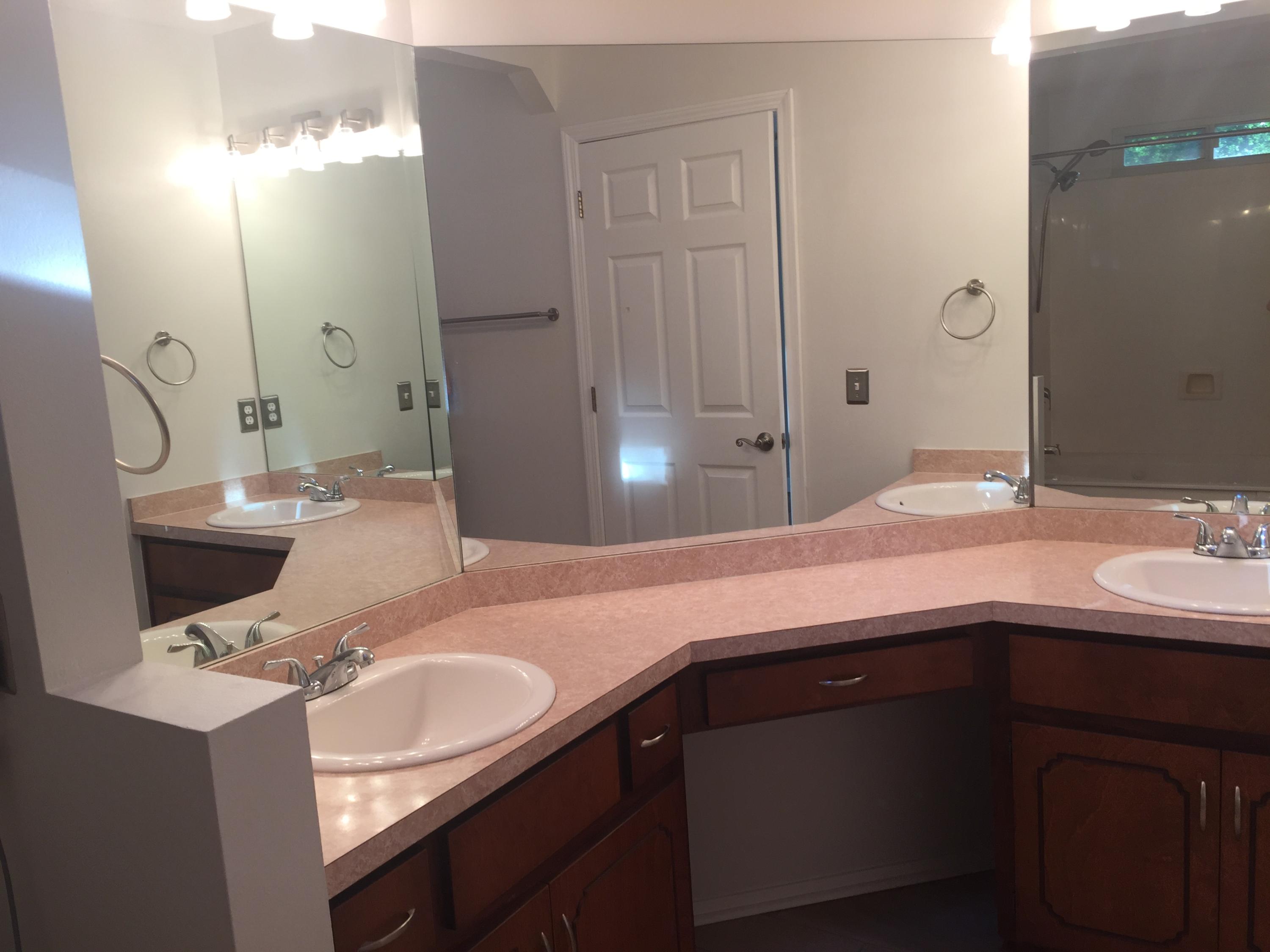PINNACLE POINT - Residential Lease