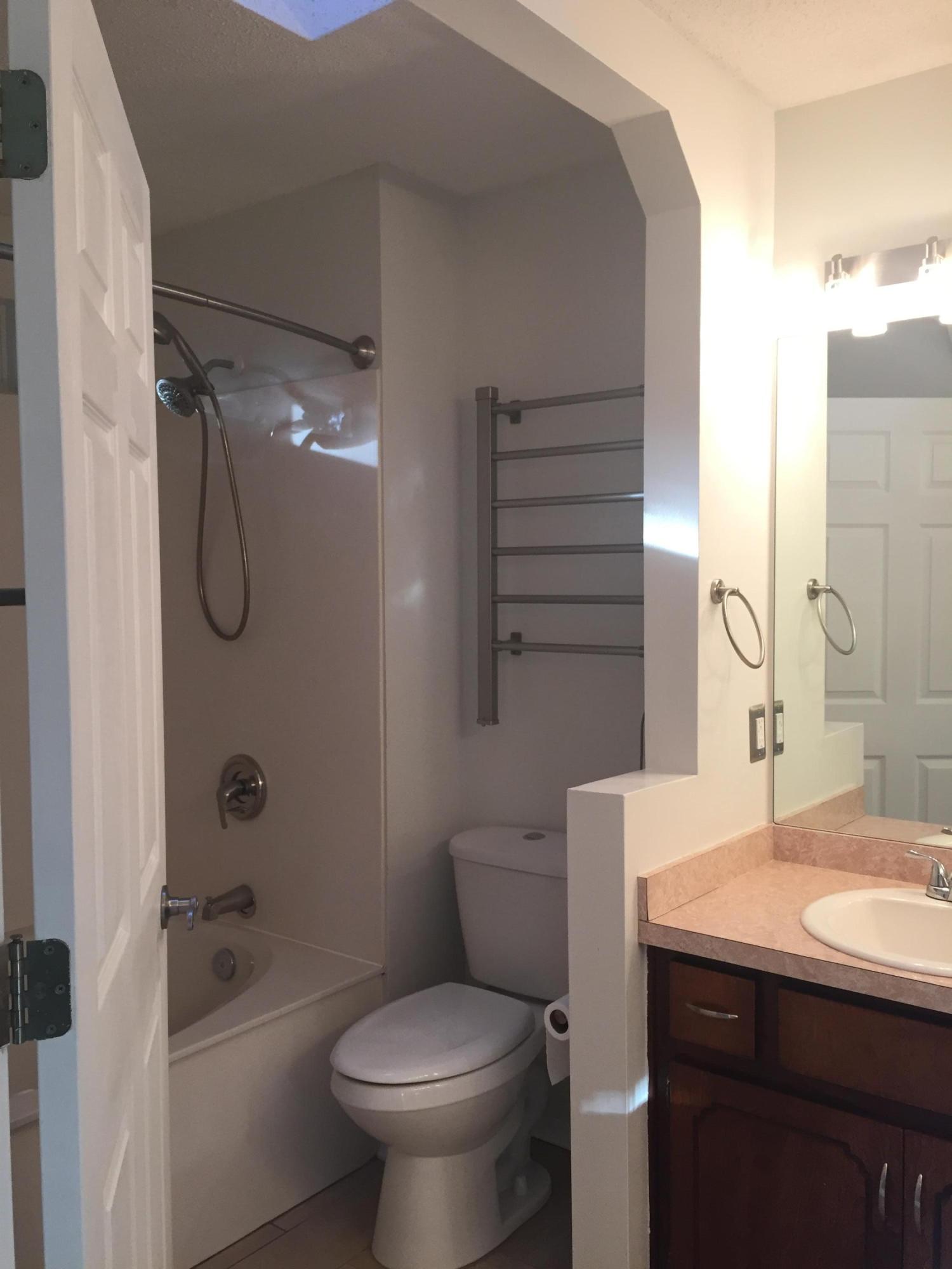 PINNACLE POINT - Residential Lease