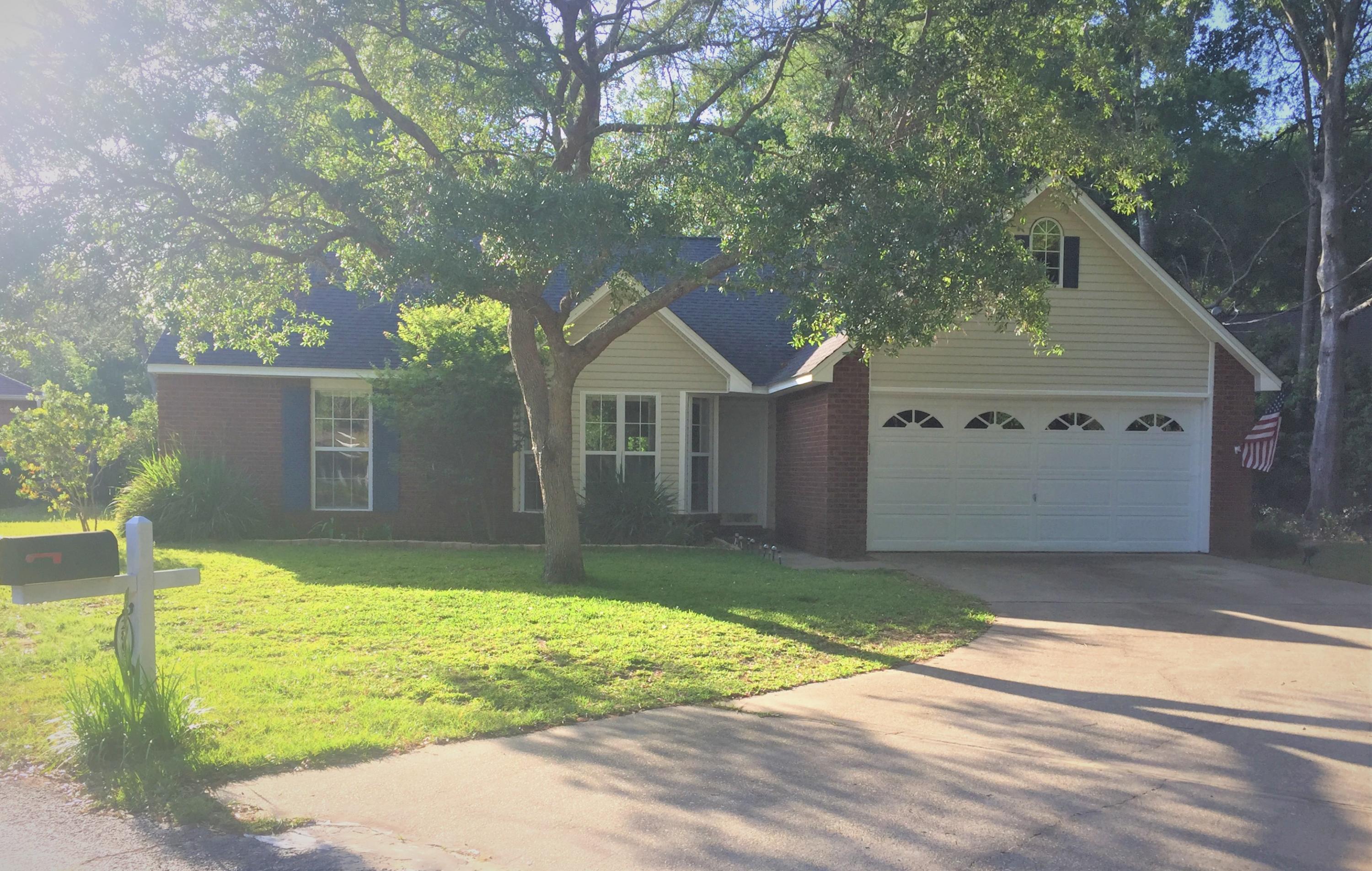 PINNACLE POINT - Residential Lease
