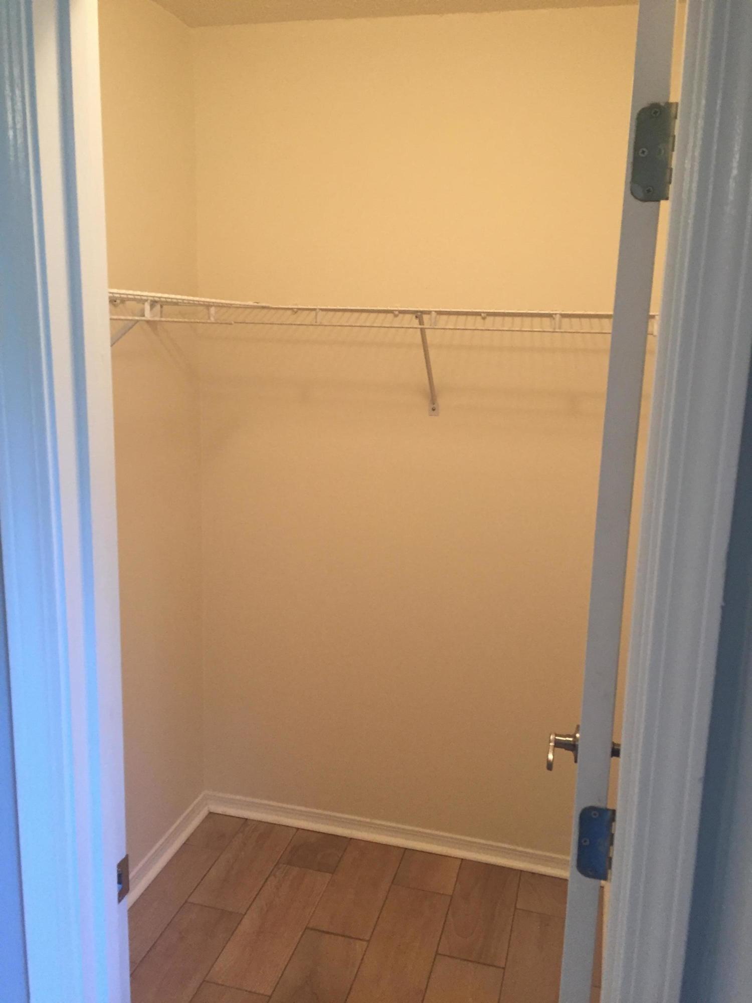 PINNACLE POINT - Residential Lease