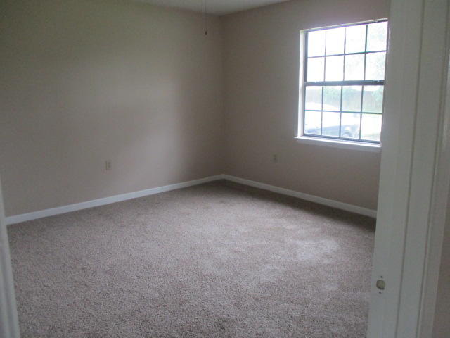 PINE MEADOWS 3RD ADDN - Residential Lease