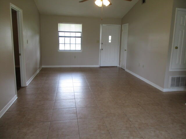 PINE MEADOWS 3RD ADDN - Residential Lease