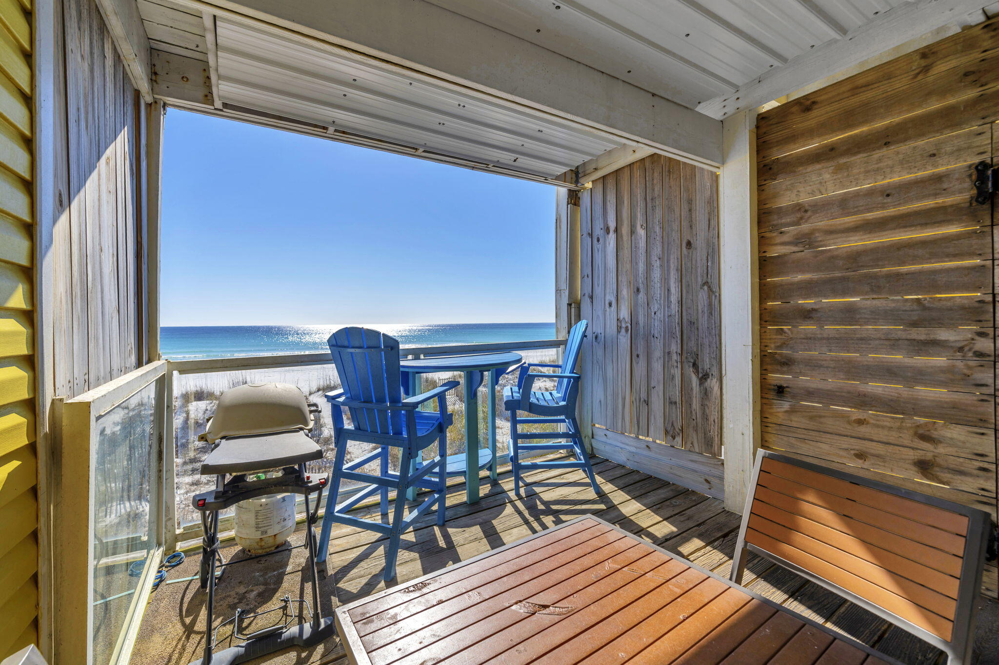 SUNCHASE T/H - Residential