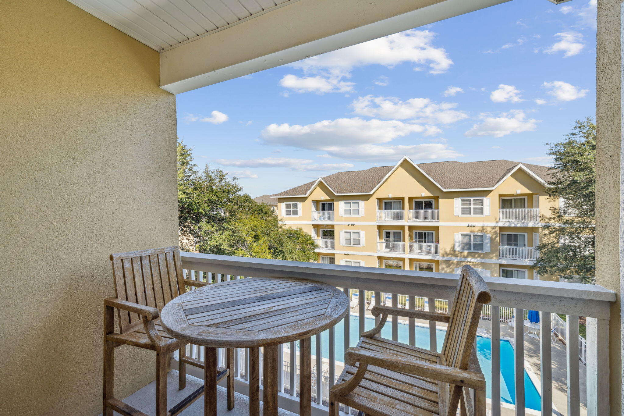 HERONS WATCH CONDO PH 2 - Residential