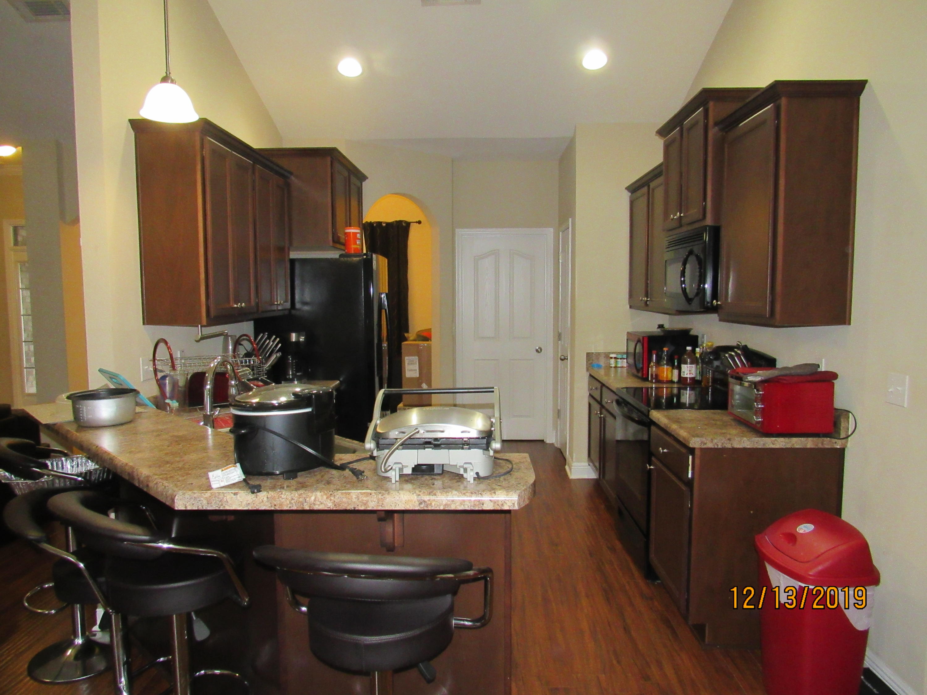 ROLLING RIDGE - Residential Lease