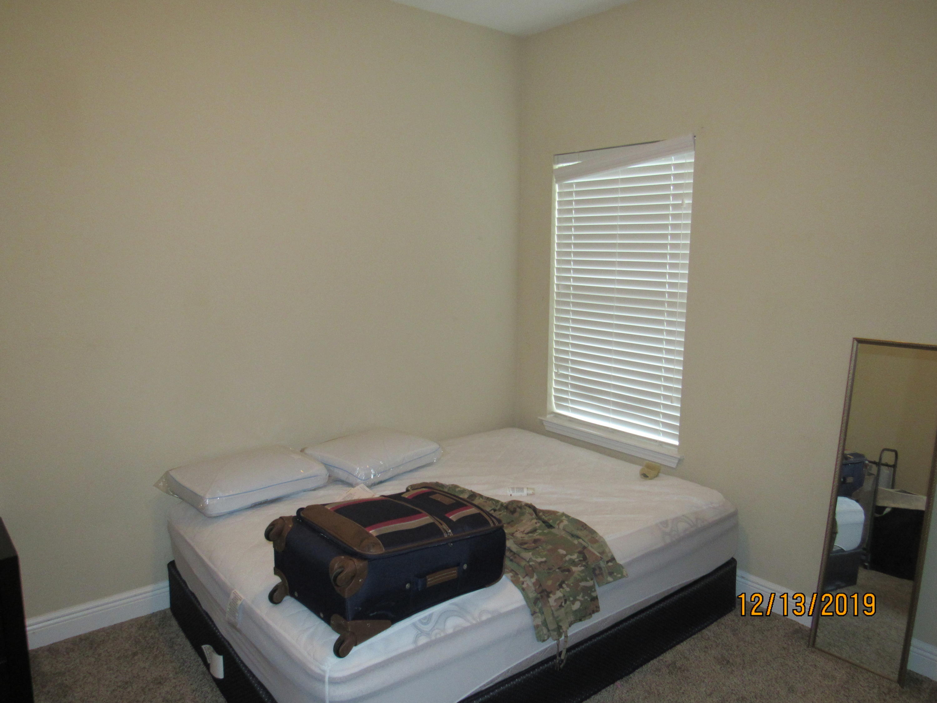 ROLLING RIDGE - Residential Lease