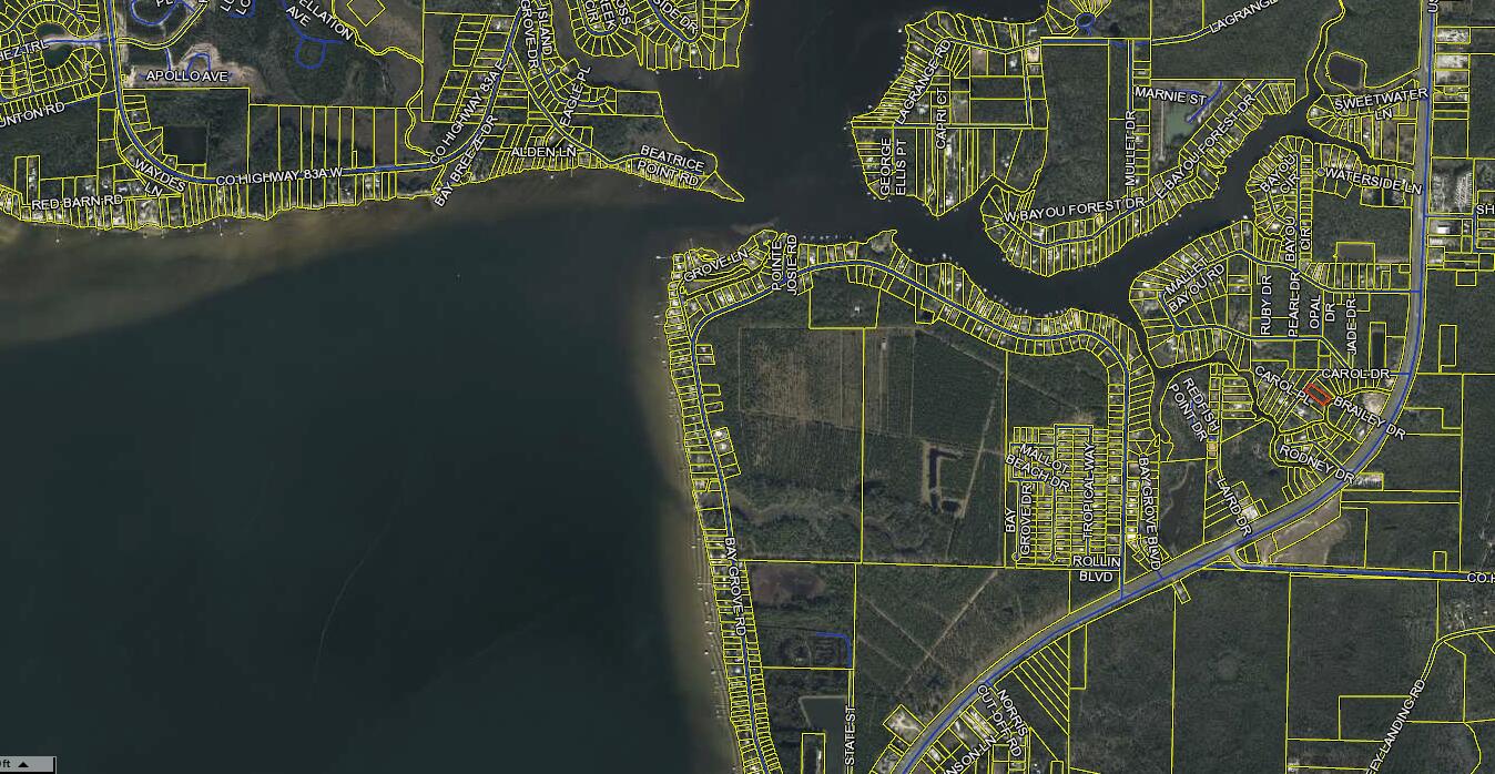 EMERALD SHORES - Land