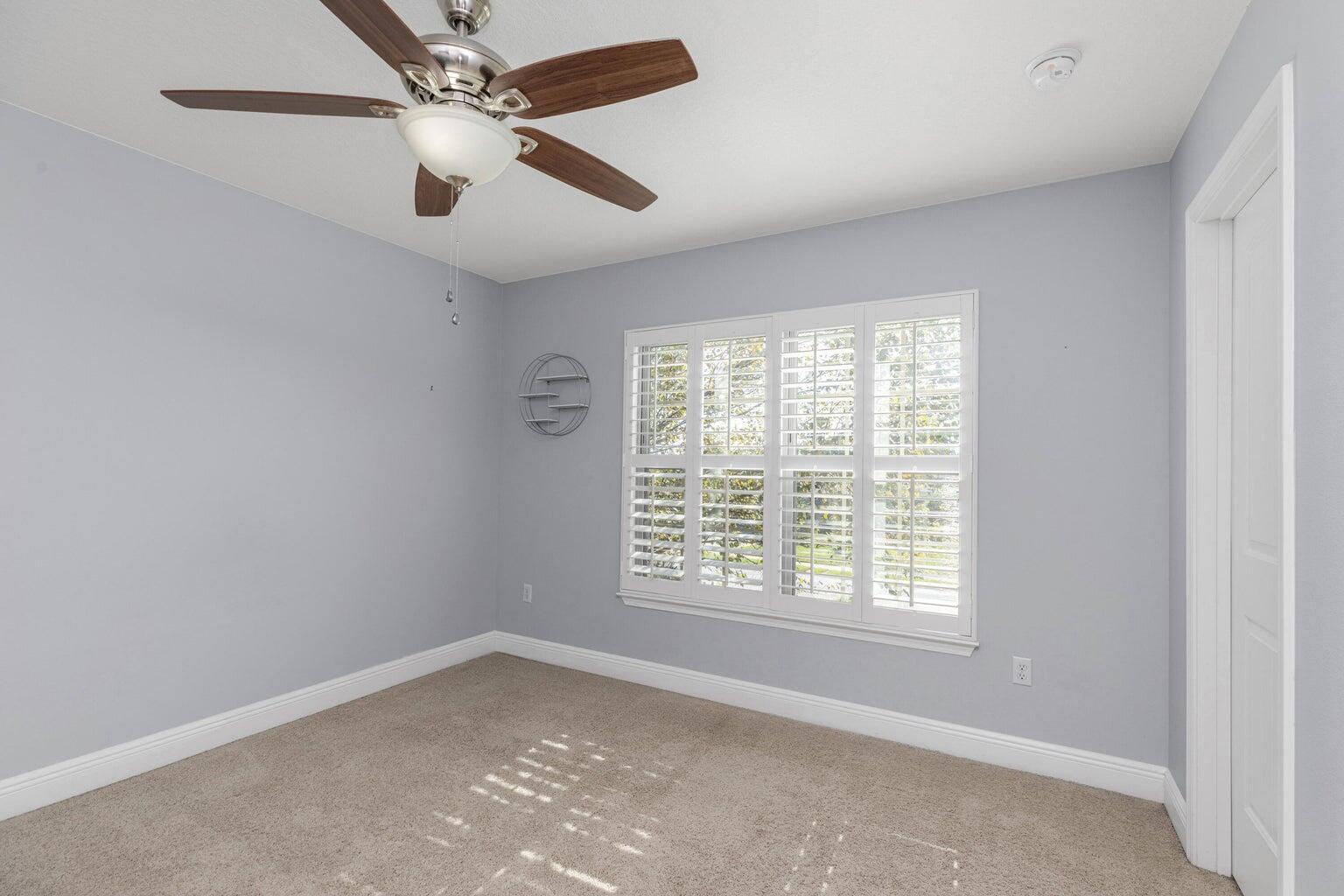 DRIFTWOOD ESTATES - Residential Lease