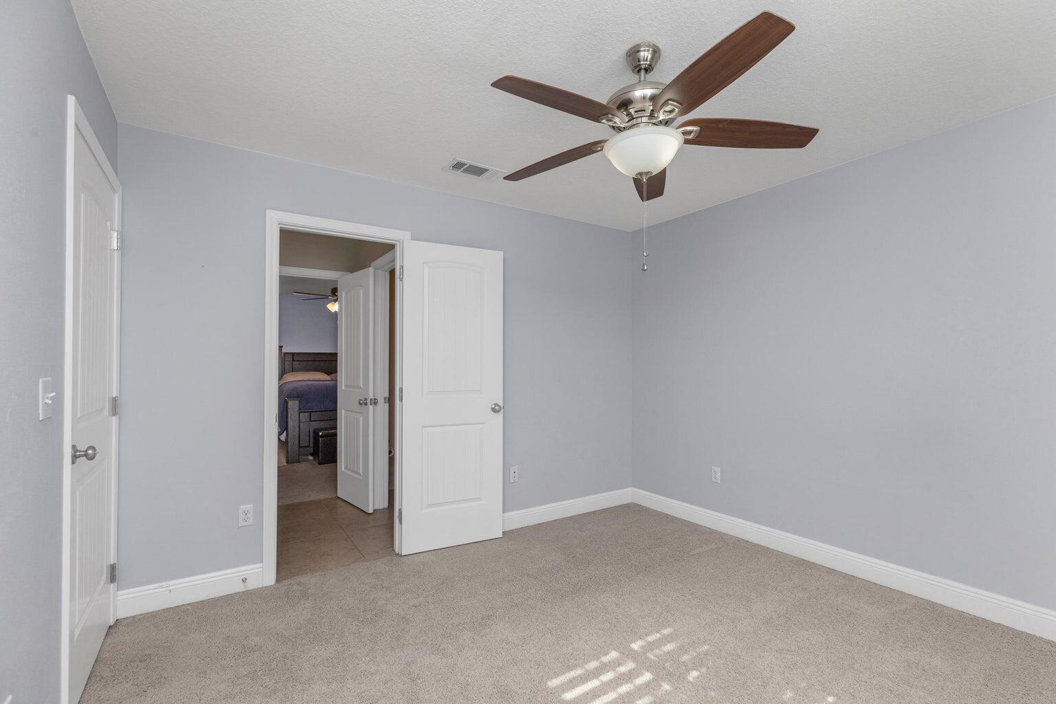 DRIFTWOOD ESTATES - Residential Lease